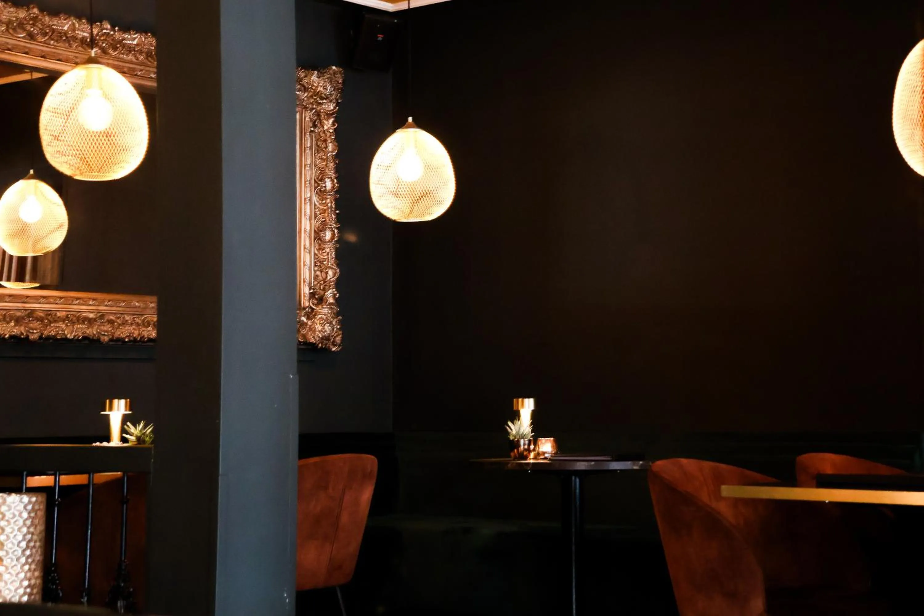 Restaurant/places to eat in Hotel Grand Cafe Deight