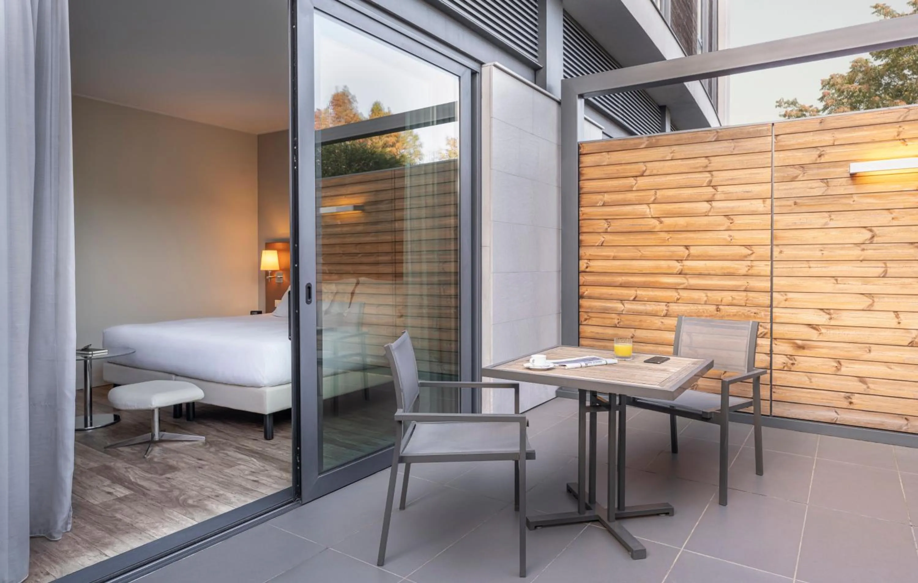 Balcony/Terrace, Bed in MOVE Hotels Venezia Nord