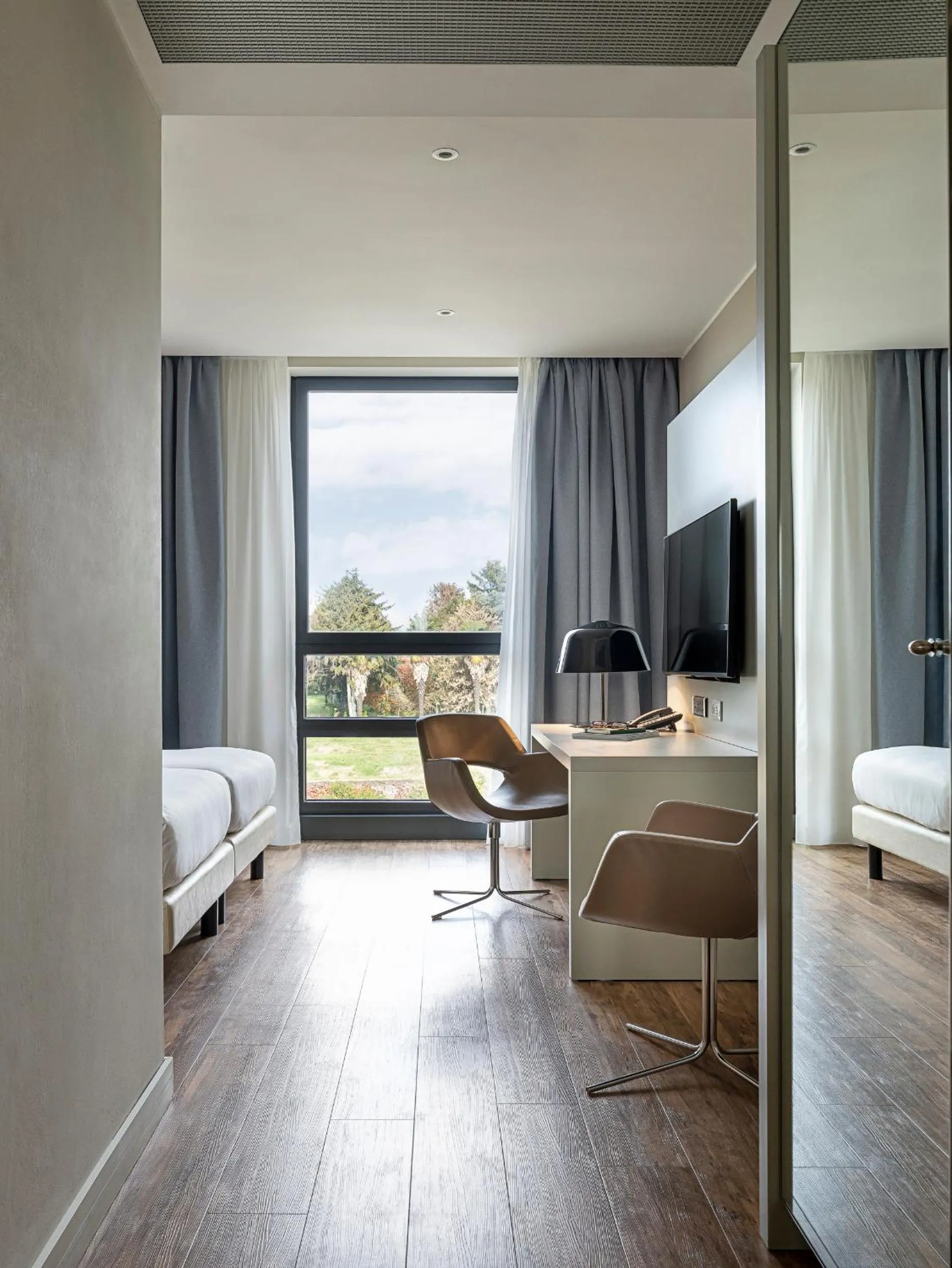 Bedroom, Bed in MOVE Hotels Venezia Nord