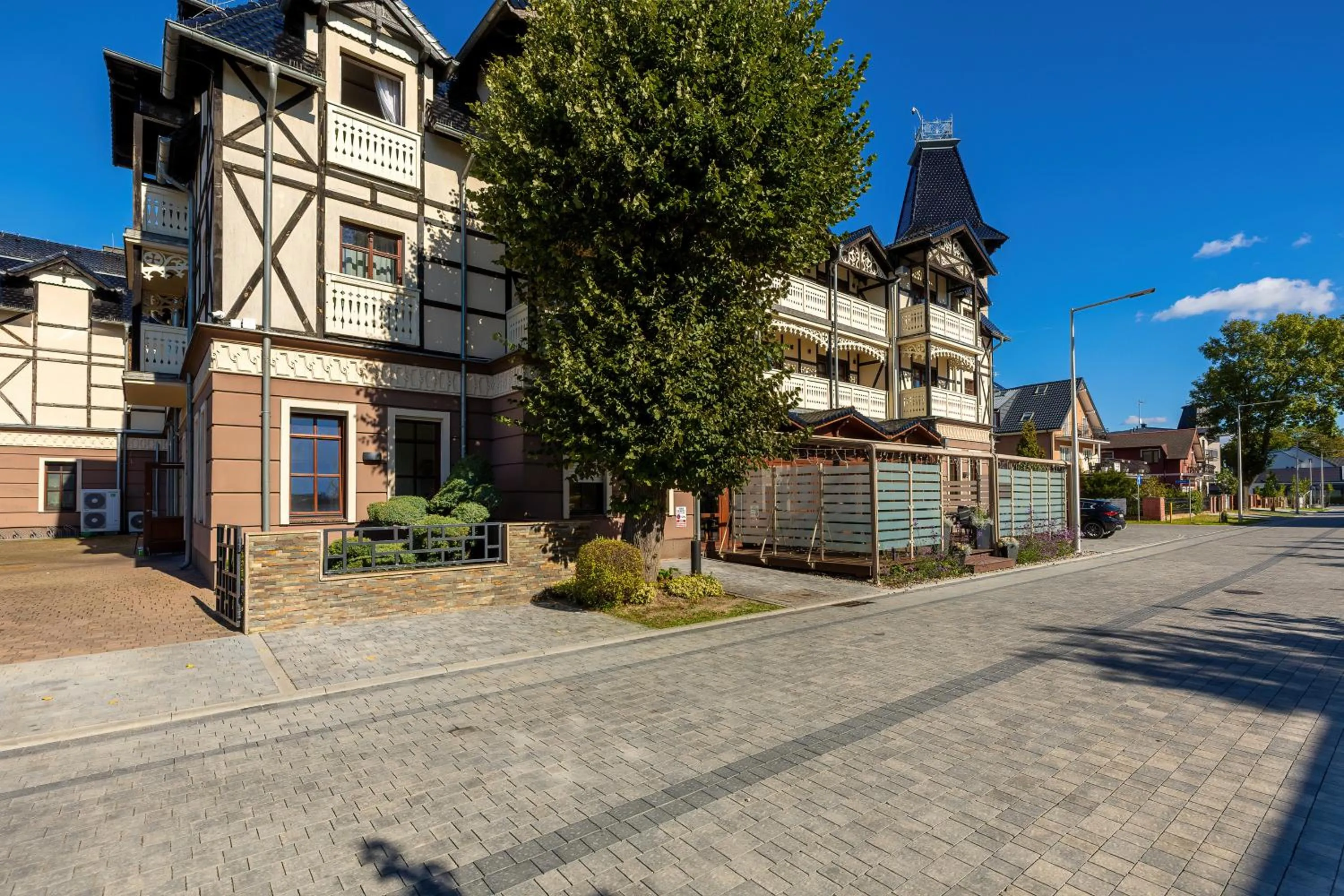 Property building in Hotel&Spa Stary Dziwnów basen swimming pool