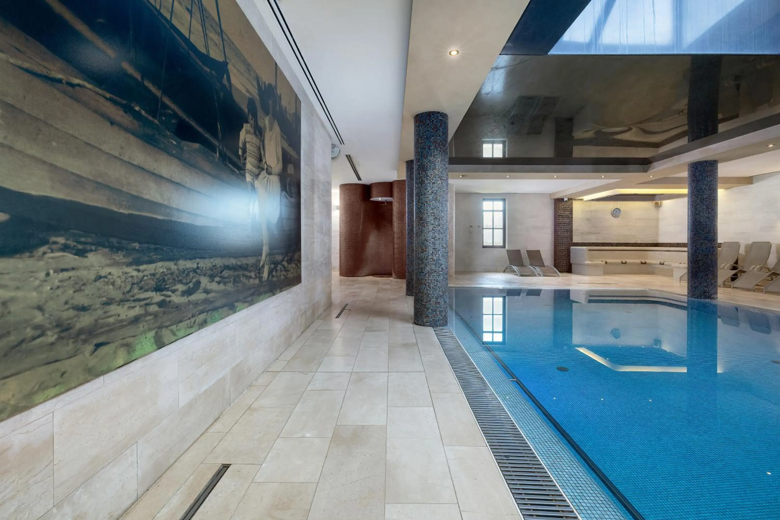 Swimming pool in Hotel&Spa Stary Dziwnów basen swimming pool