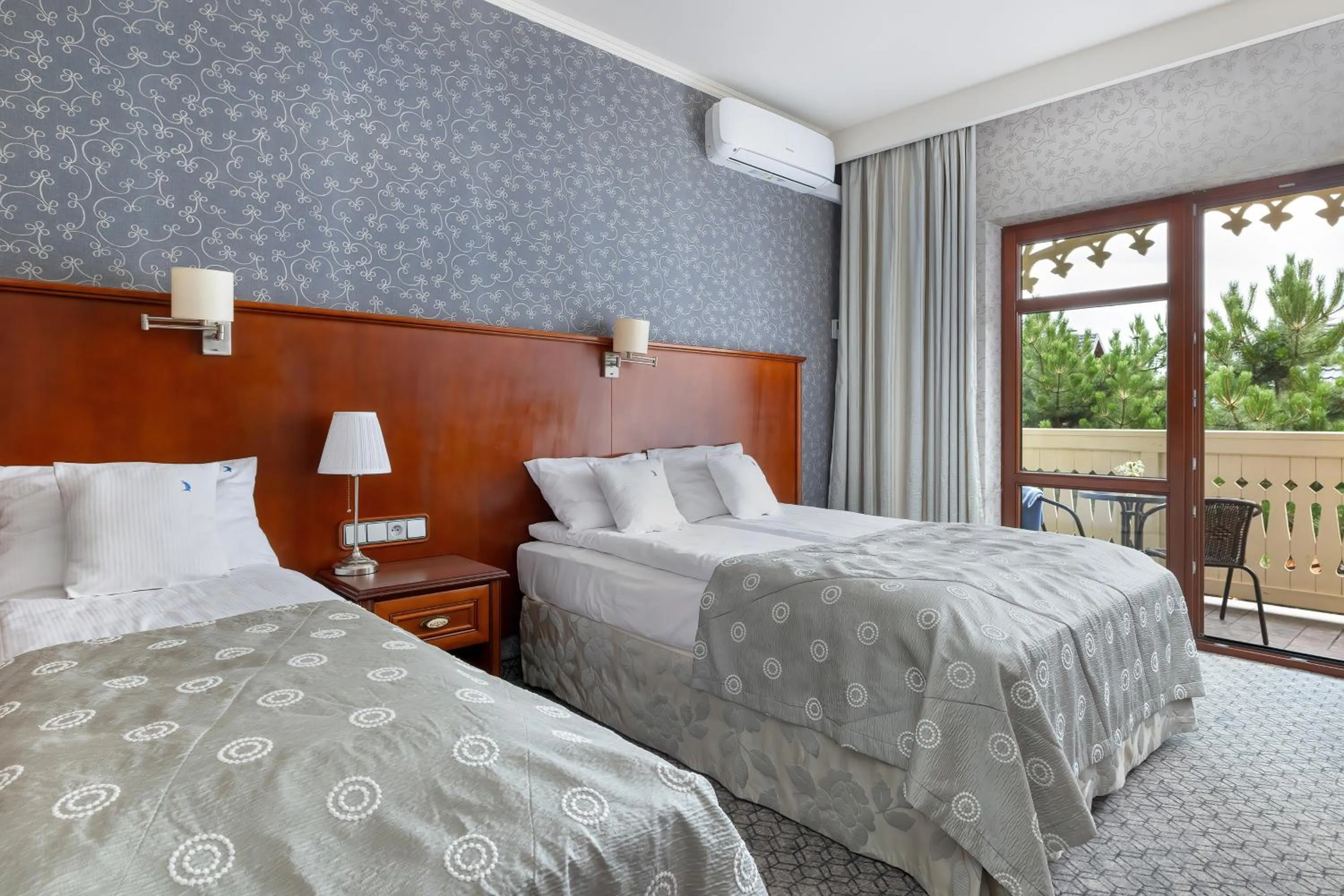 Bed in Hotel&Spa Stary Dziwnów basen swimming pool