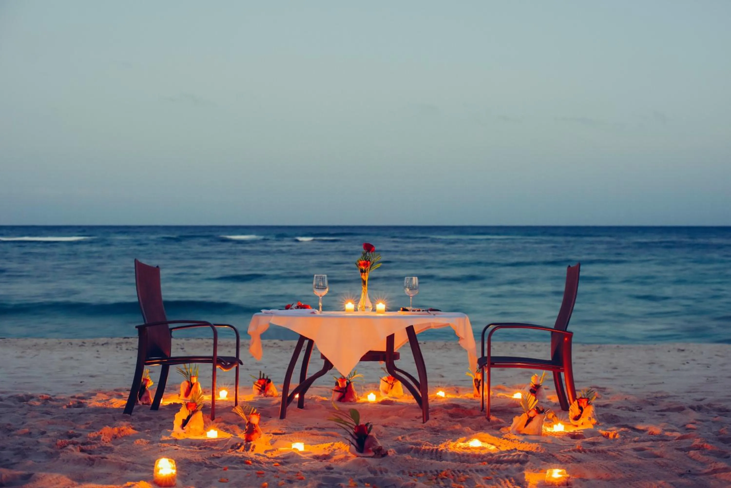 Restaurant/places to eat in Aquatech Villas DeRosa Resort