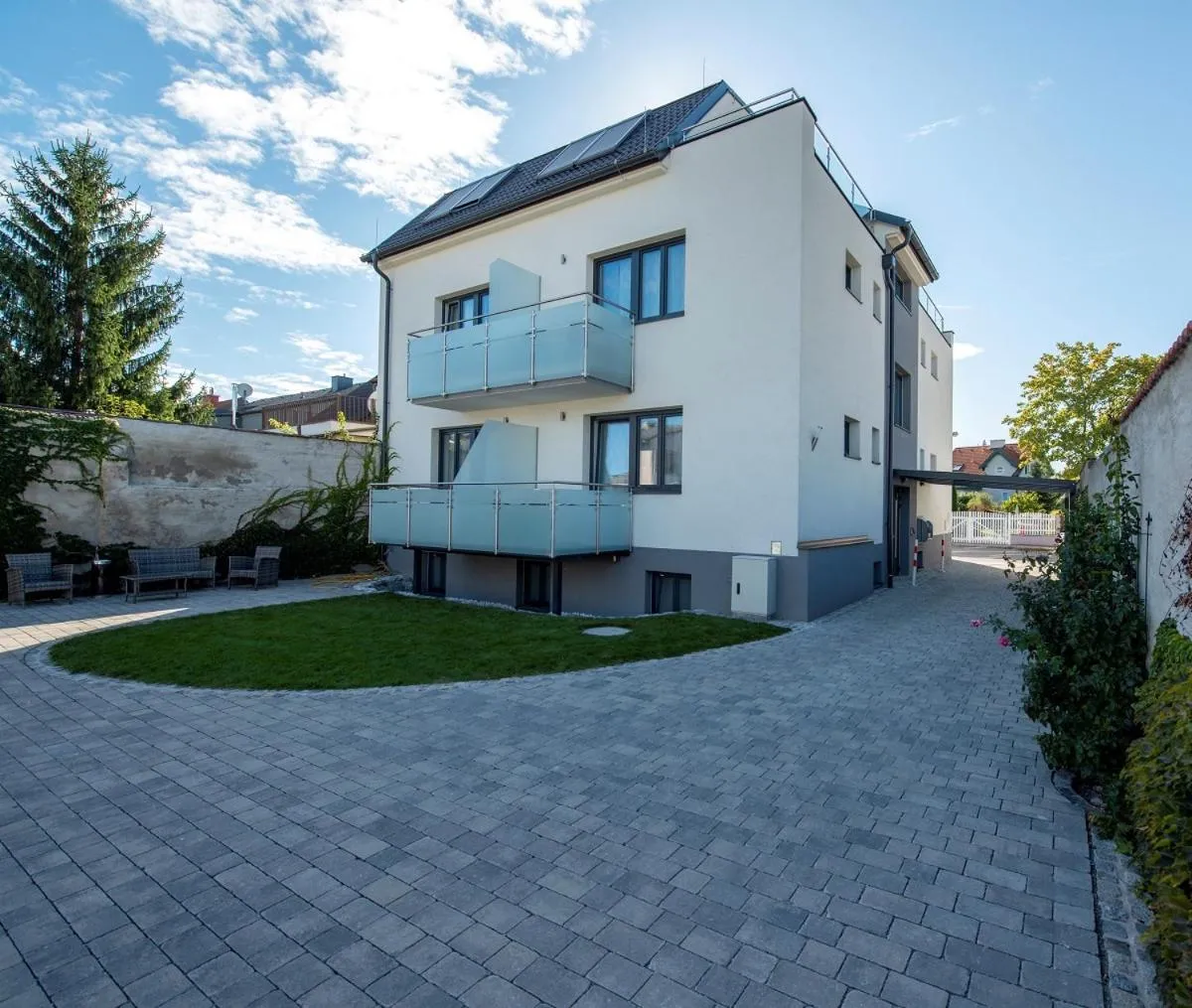 Apartment - single occupancy in WN Rooms