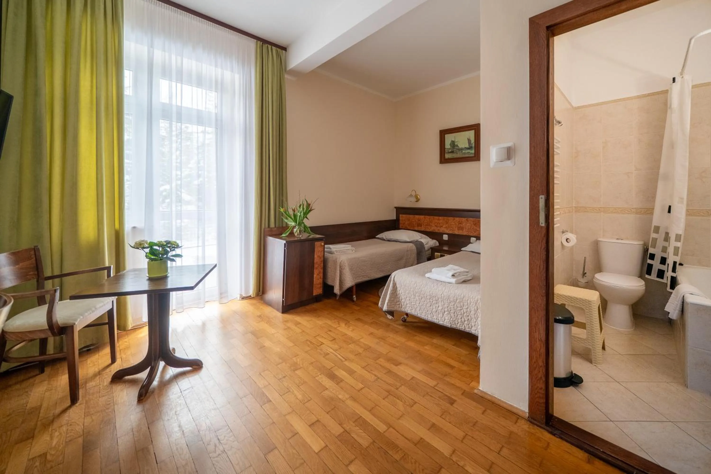 Toilet, Bed in Zespół Dolina Białego - Willa Pan Tadeusz