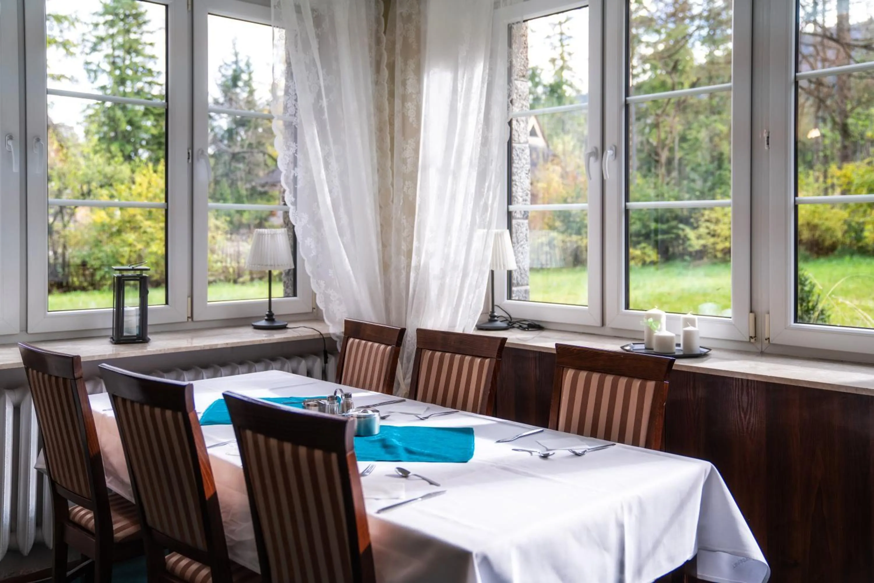 Restaurant/places to eat in Zespół Dolina Białego - Willa Pan Tadeusz