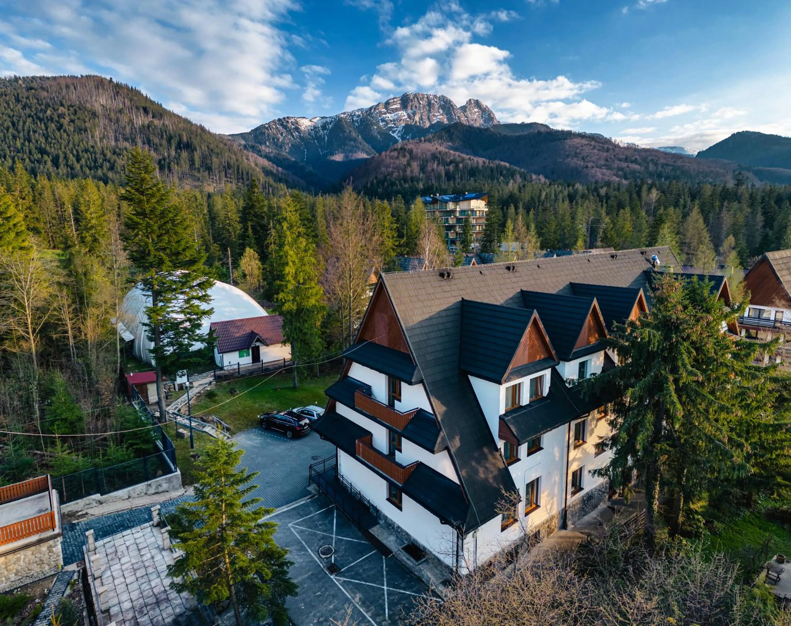 Property building in Zespół Dolina Białego - Pensjonat Telimena