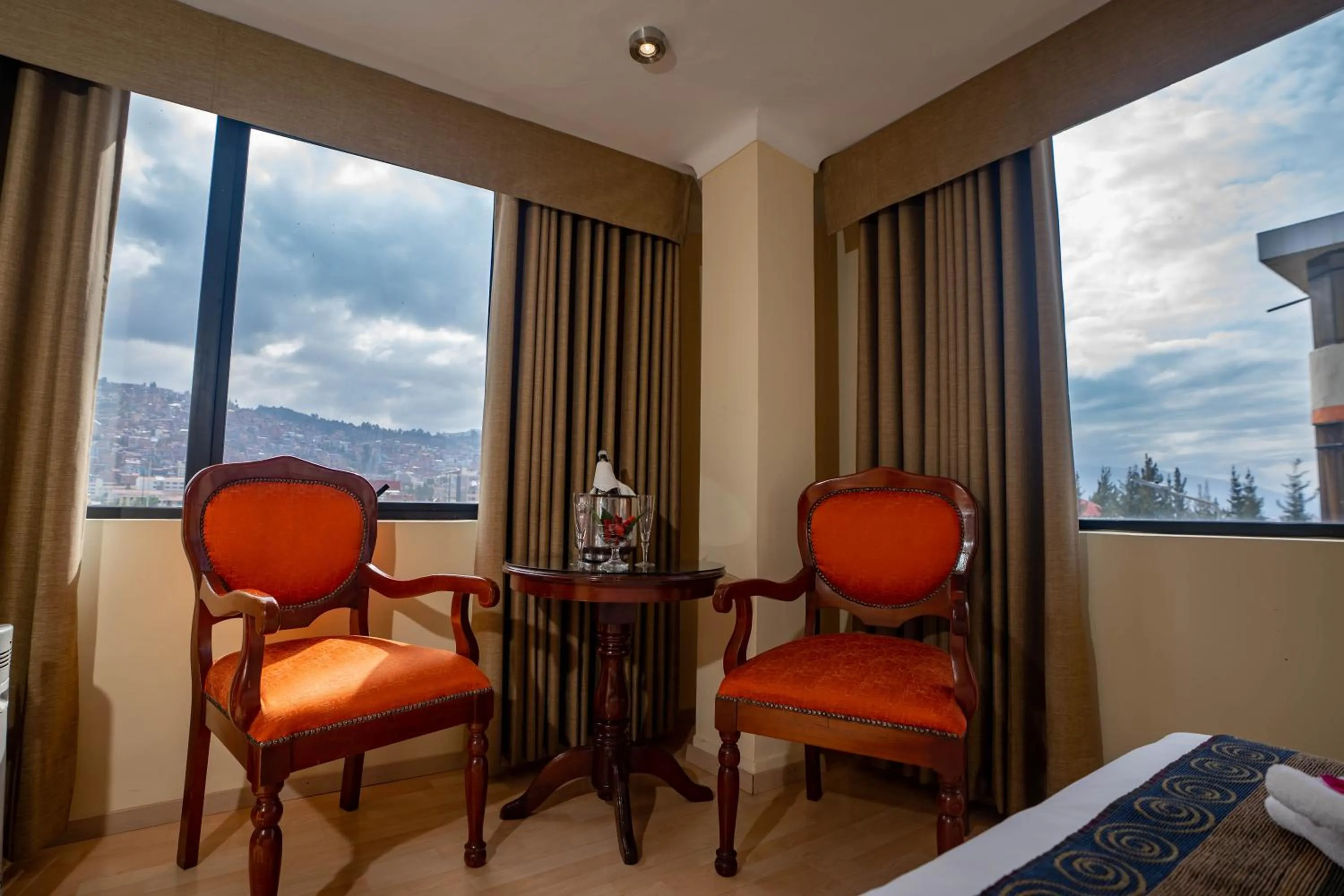 Photo of the whole room in Hotel Agustos Cusco