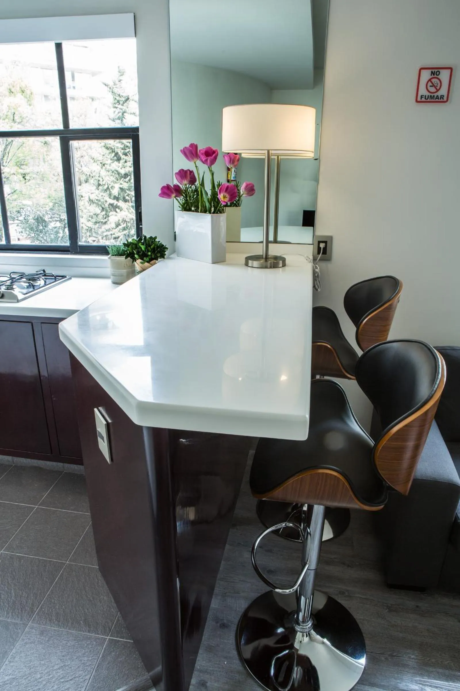 Decorative detail in FlowSuites Polanco