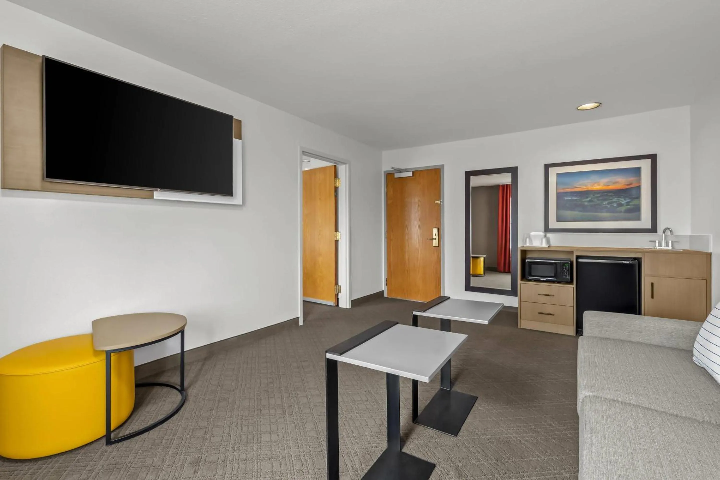 Bedroom in Comfort Inn South San Jose - Morgan Hill