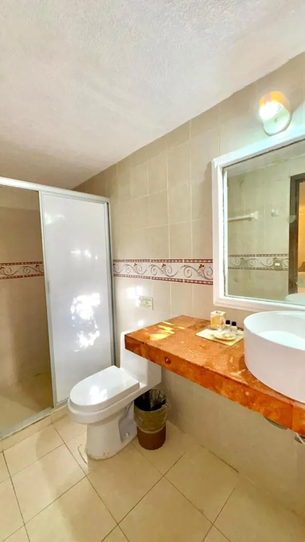Bathroom in Suites Cancun Center