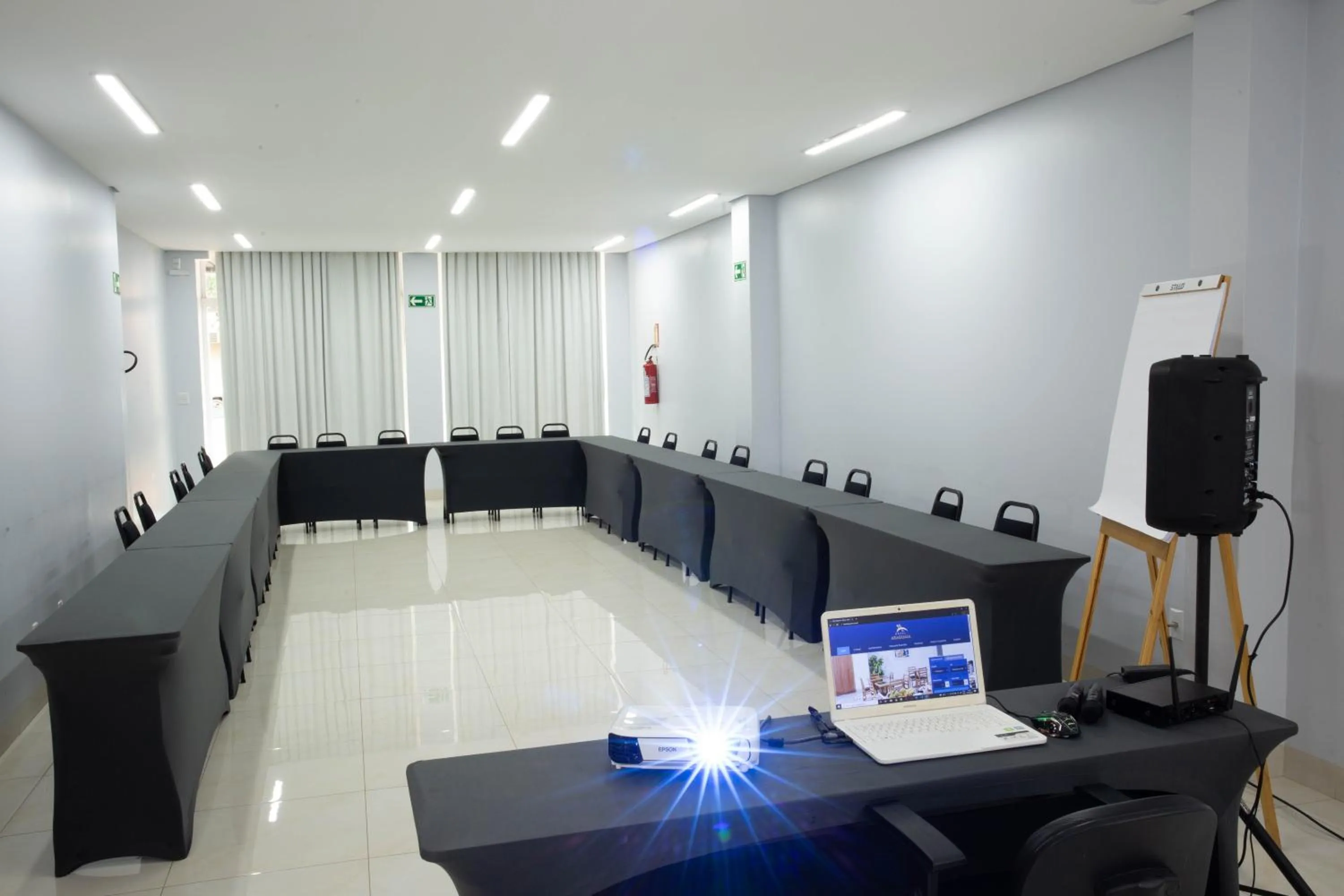 Meeting/conference room in Hotel Araguaia