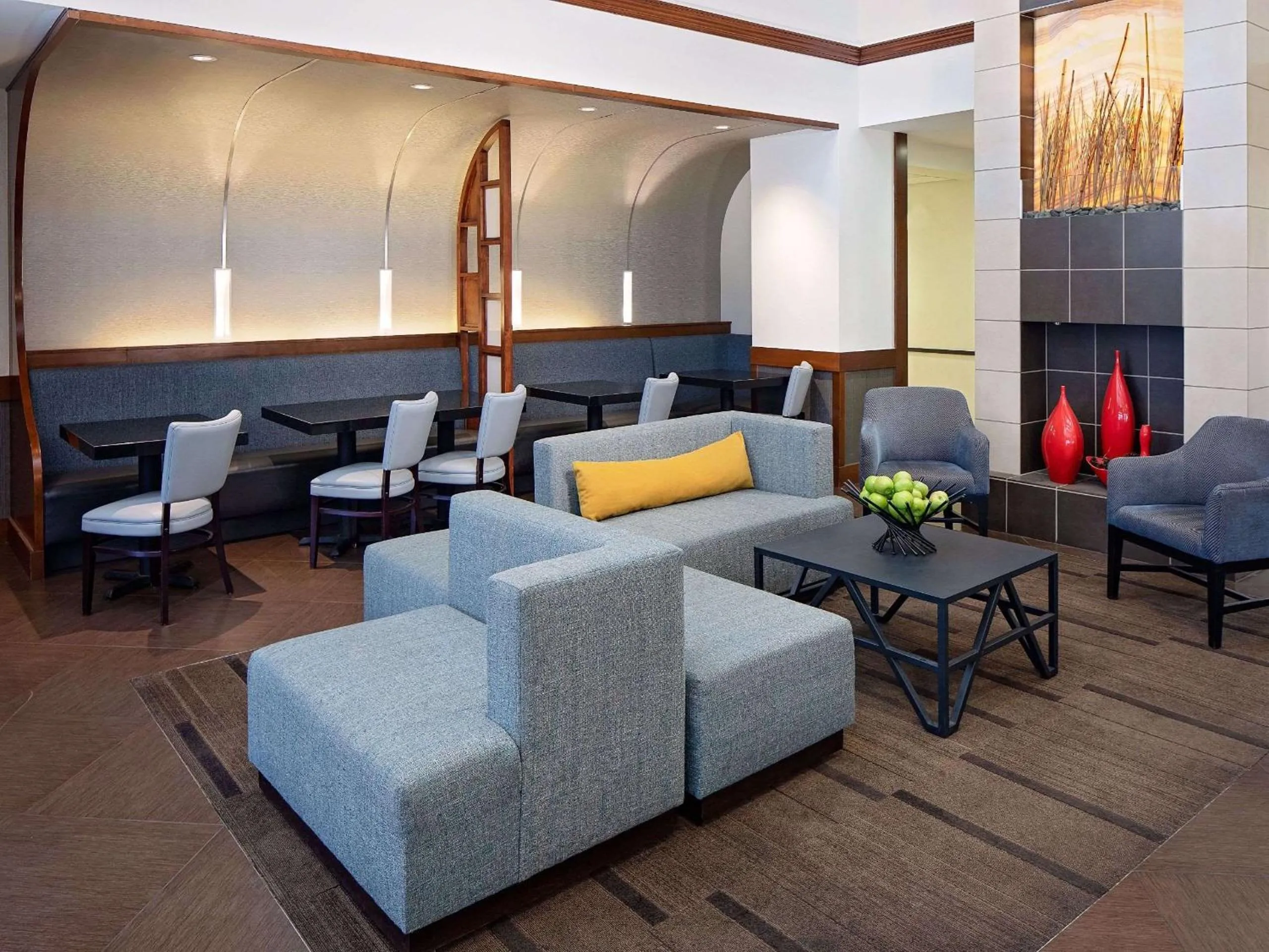 Lobby or reception in Hyatt Place Ontario/Rancho Cucamonga