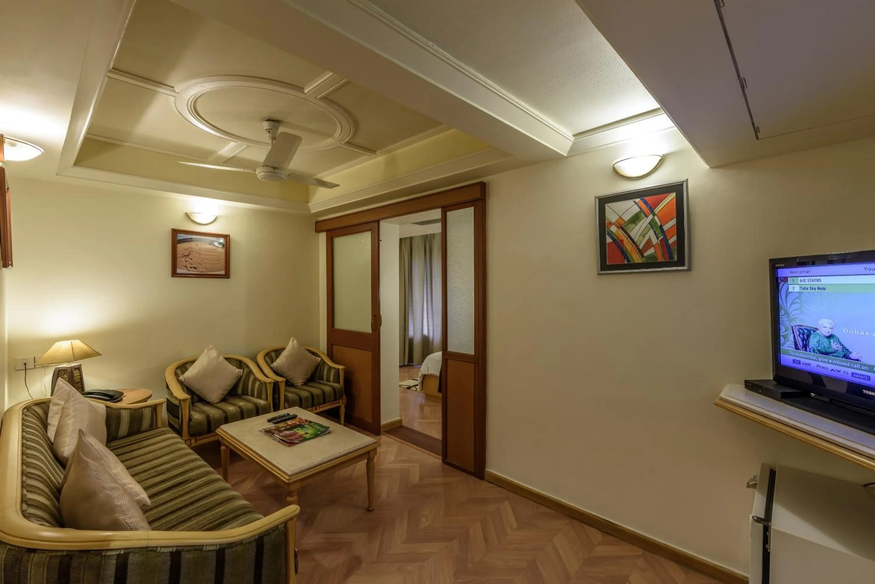 Living room in Comfort Inn President Near Ahmedabad Junction Station