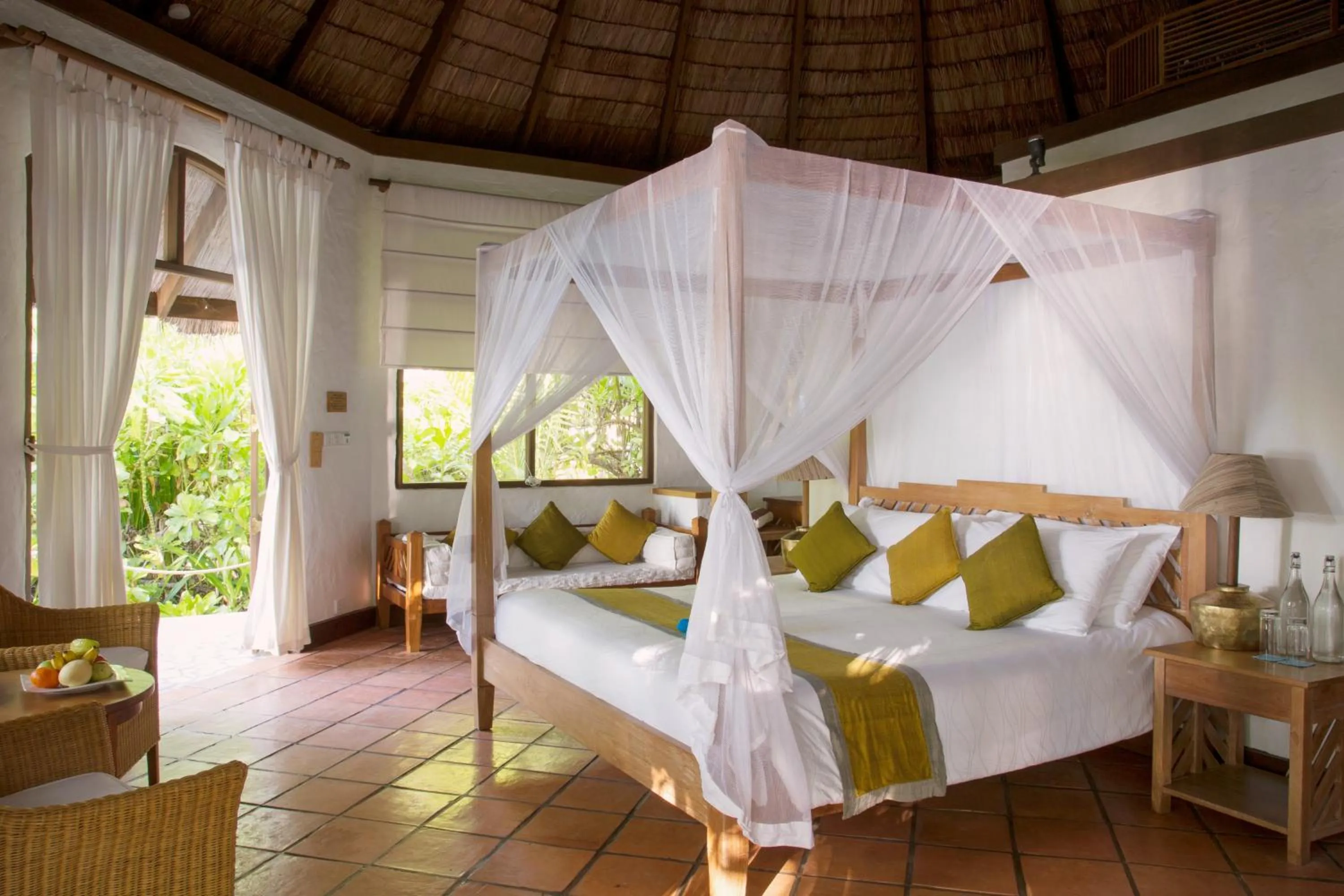 Bedroom, Bed in Coco Palm Dhuni Kolhu