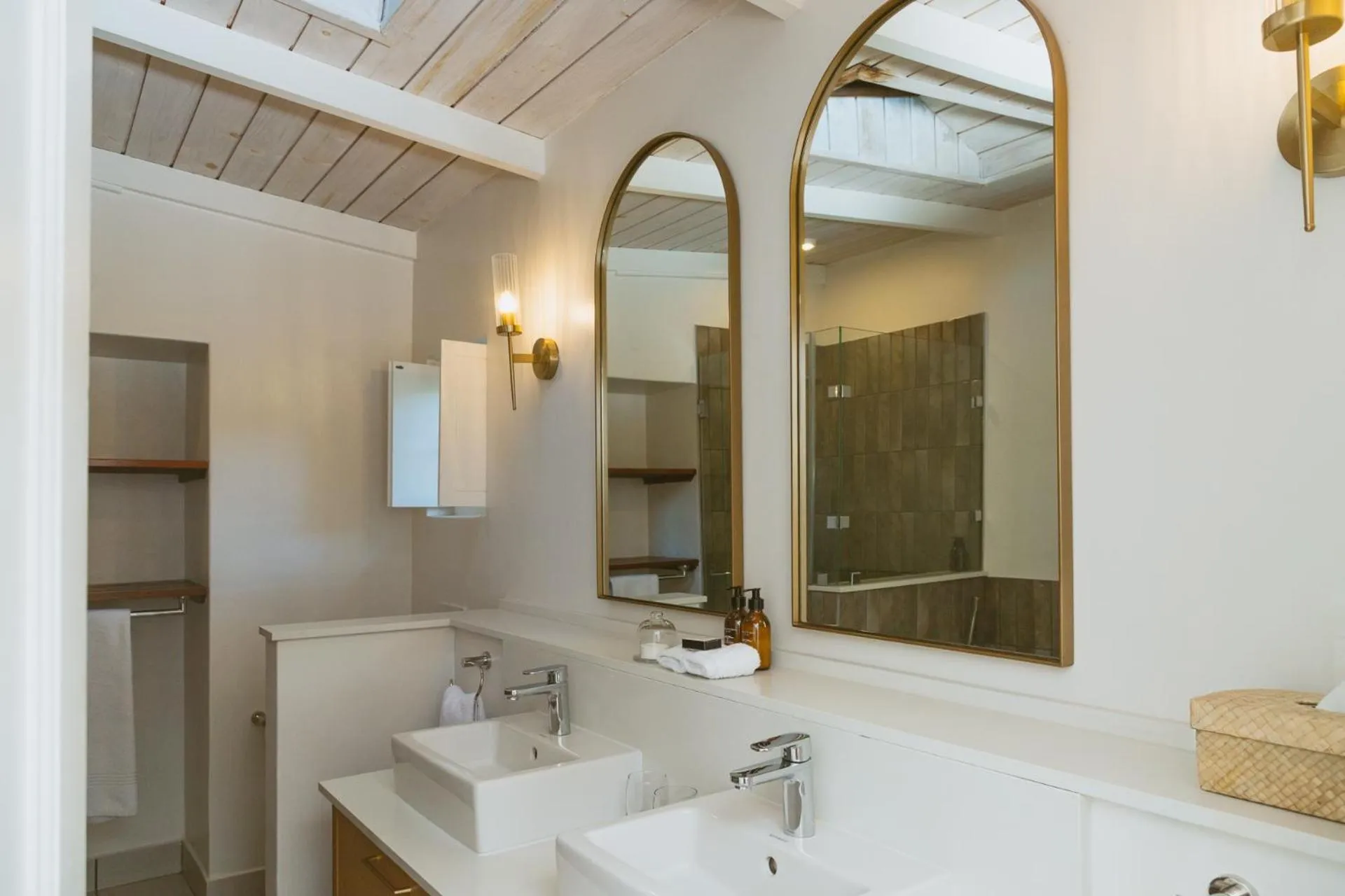 Bathroom in Auberge Clermont