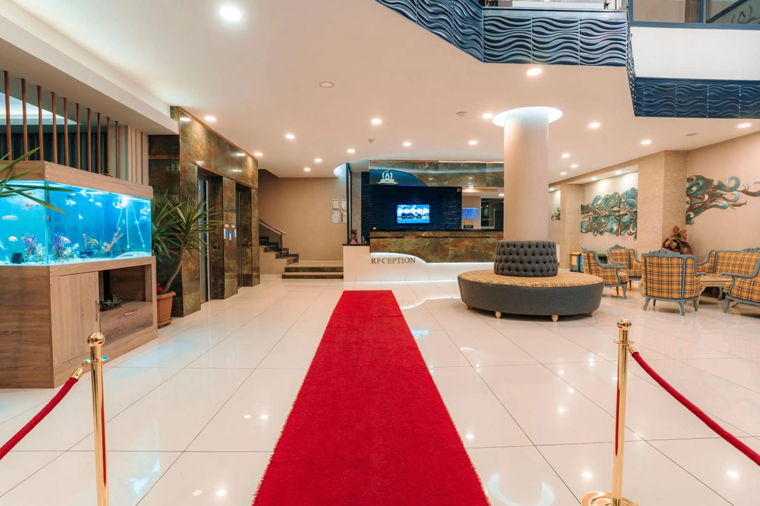 Lobby or reception in Aksular Hotel