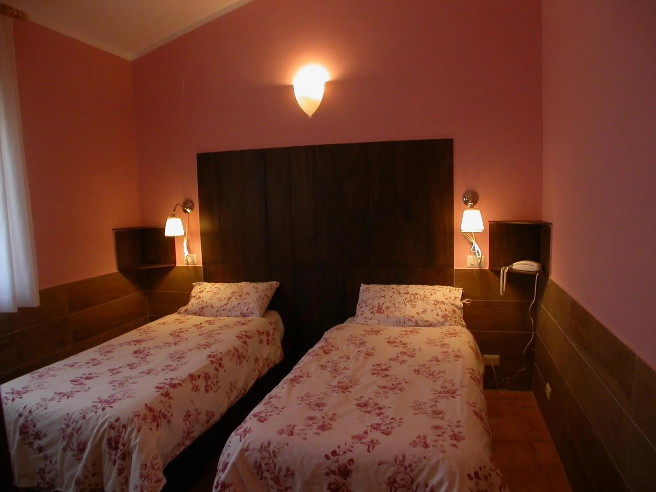Photo of the whole room, Bed in Hotel Il Roscio