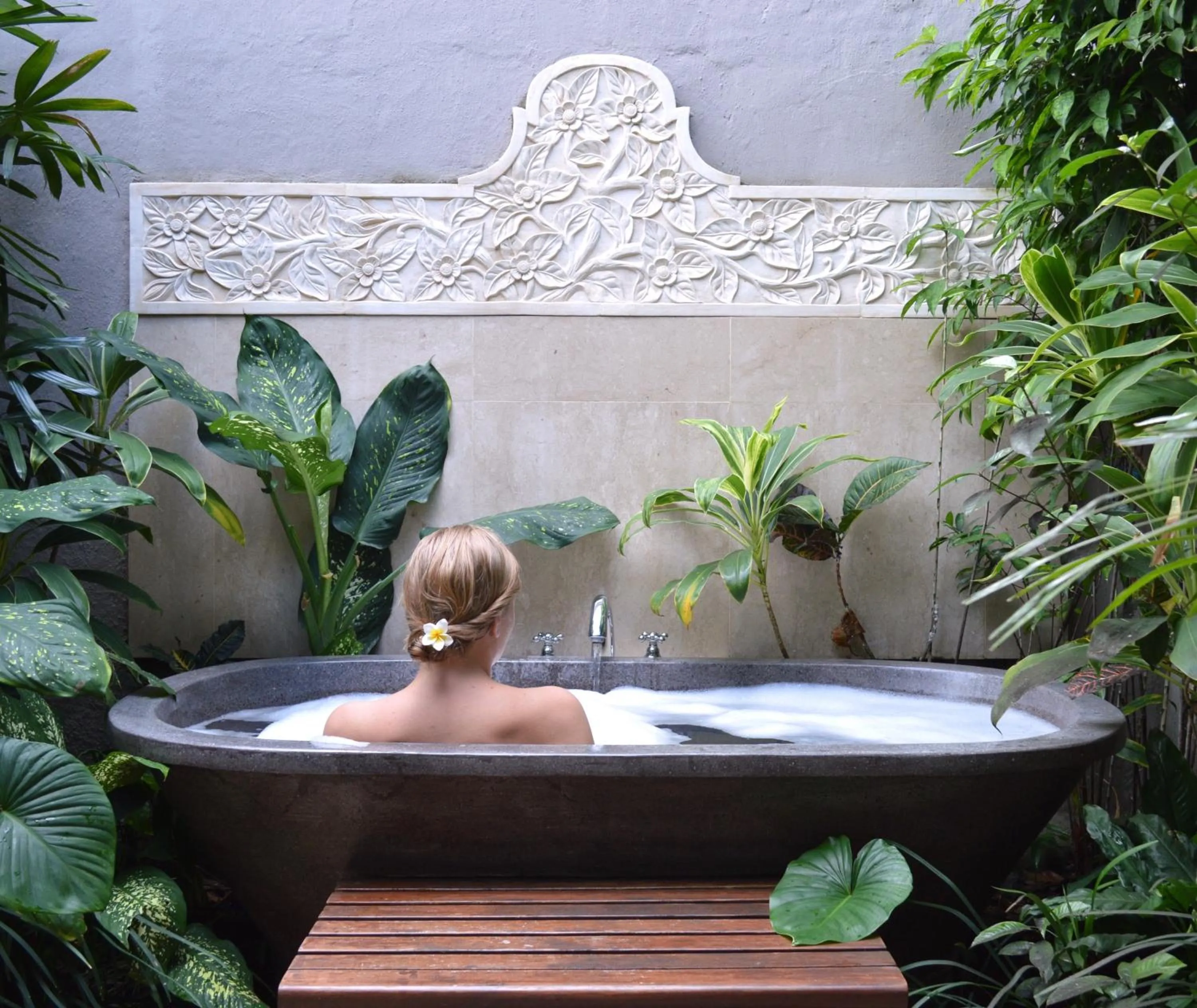 Open Air Bath in Amori Villas