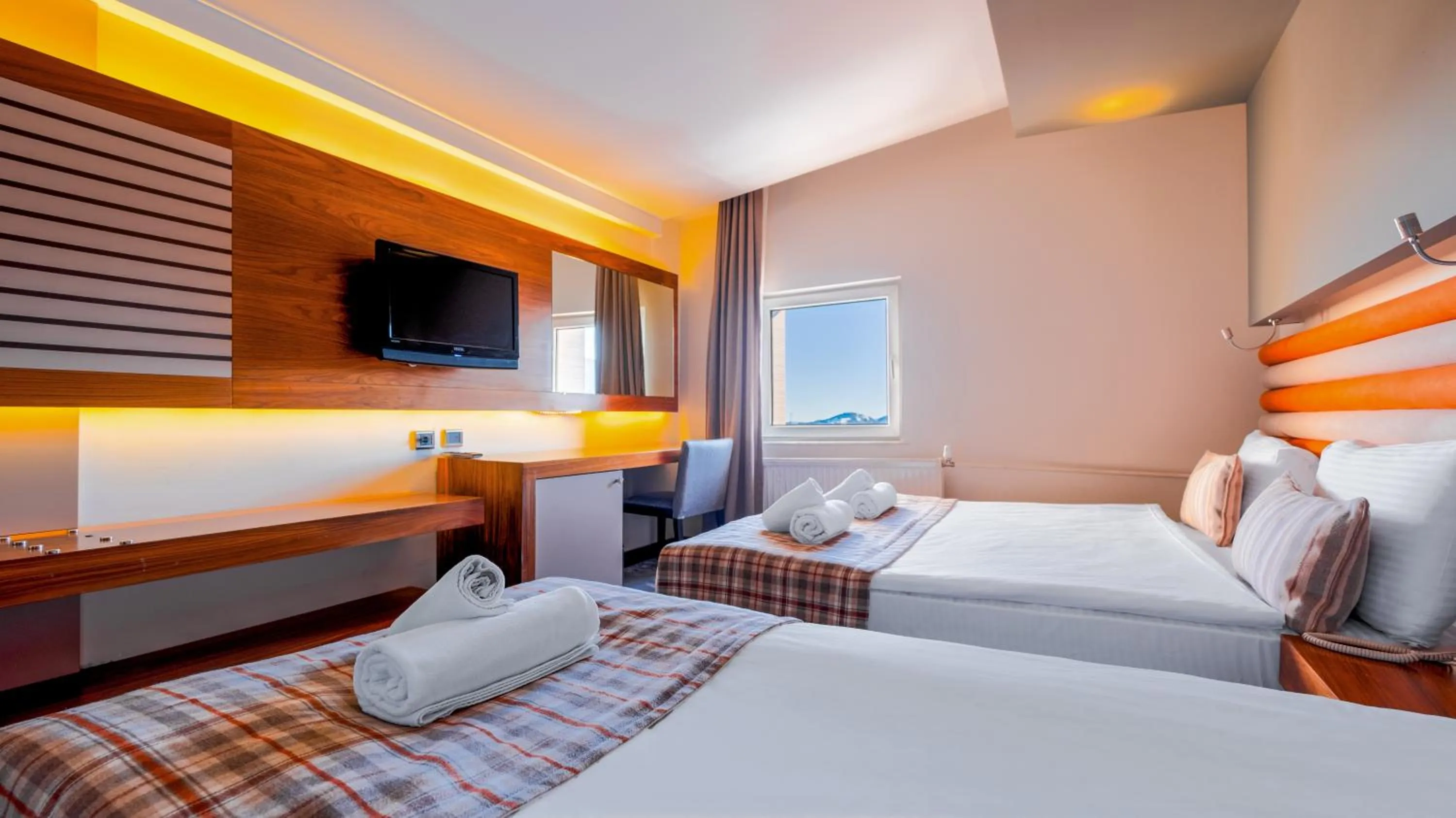 TV and multimedia in Jura Hotels Kervansaray Uludag