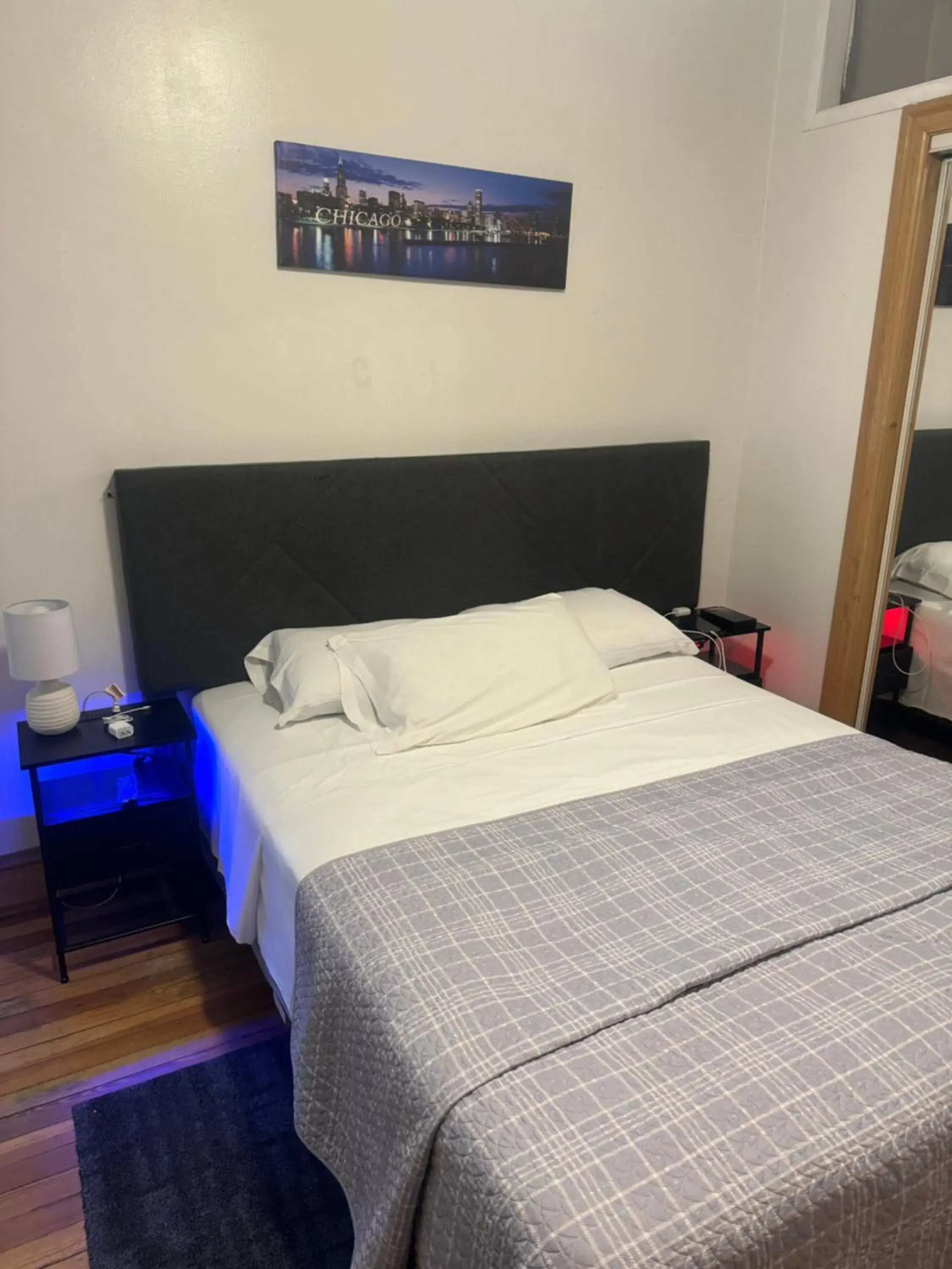 One-Bedroom Apartment in Hollywood Rentals LLC One-Bedroom Apartment in Hollywood Rentals LLC