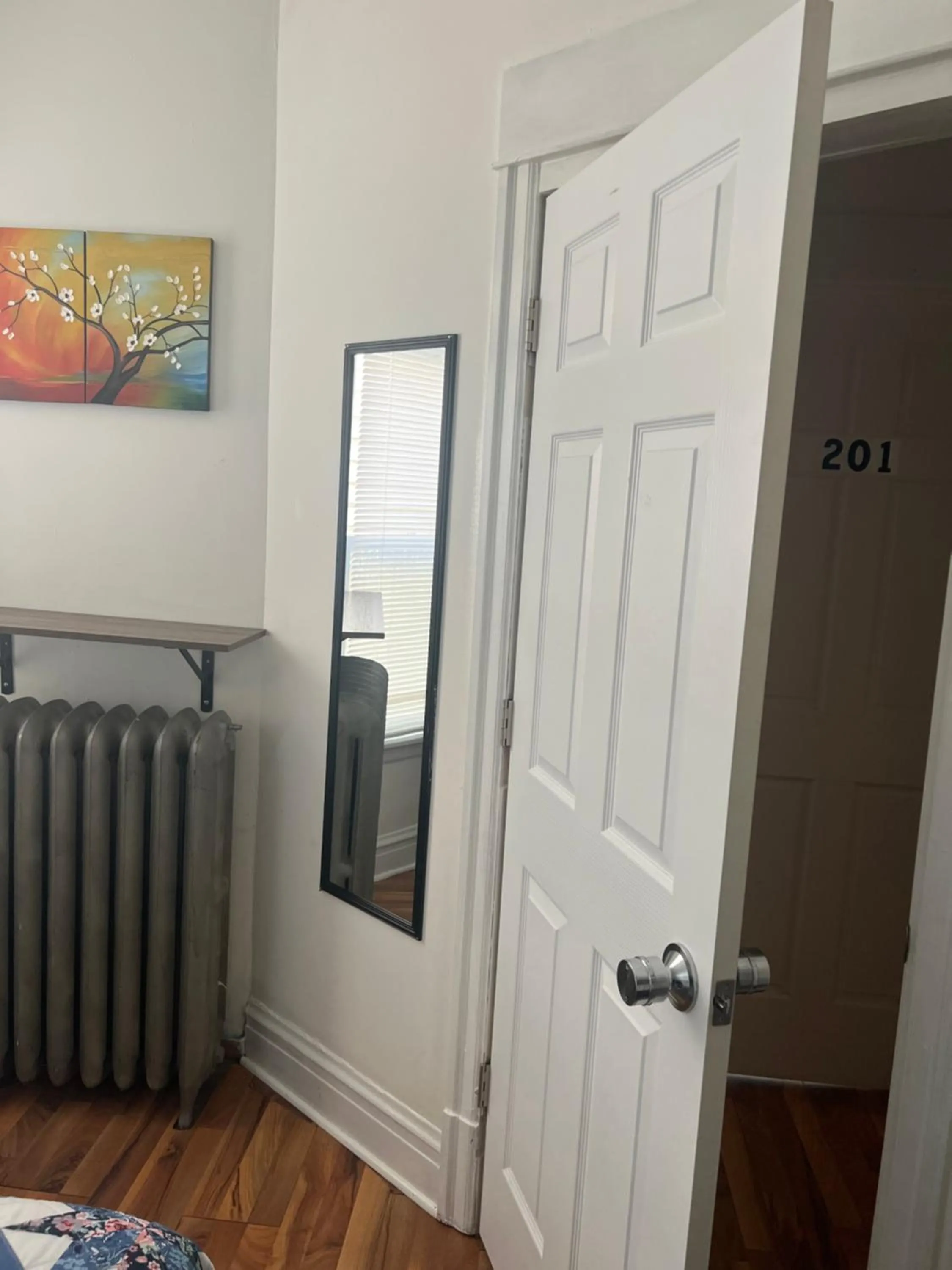 Hollywood Rentals LLC
