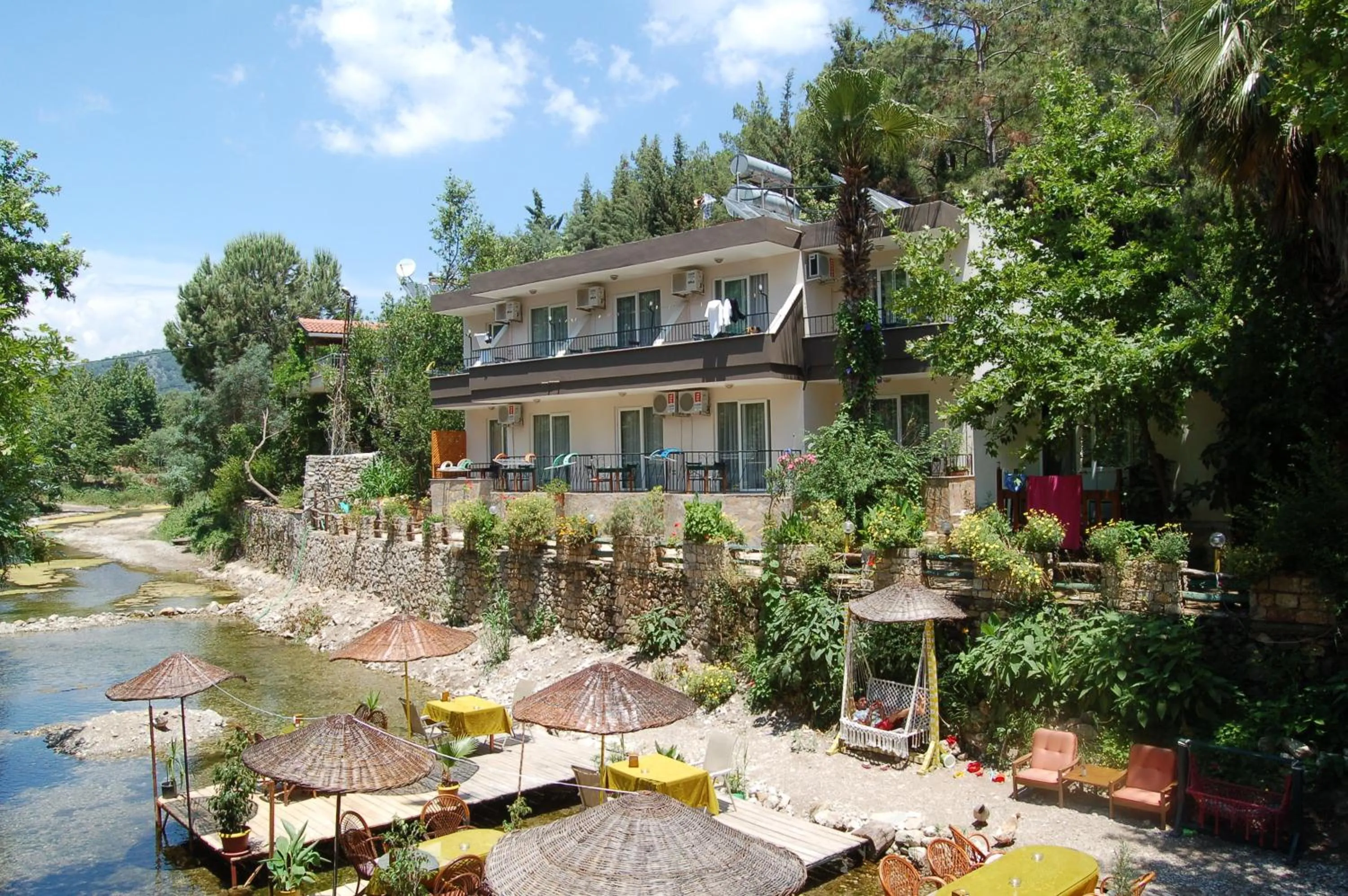 Garden in Arikanda River Garden Hotel