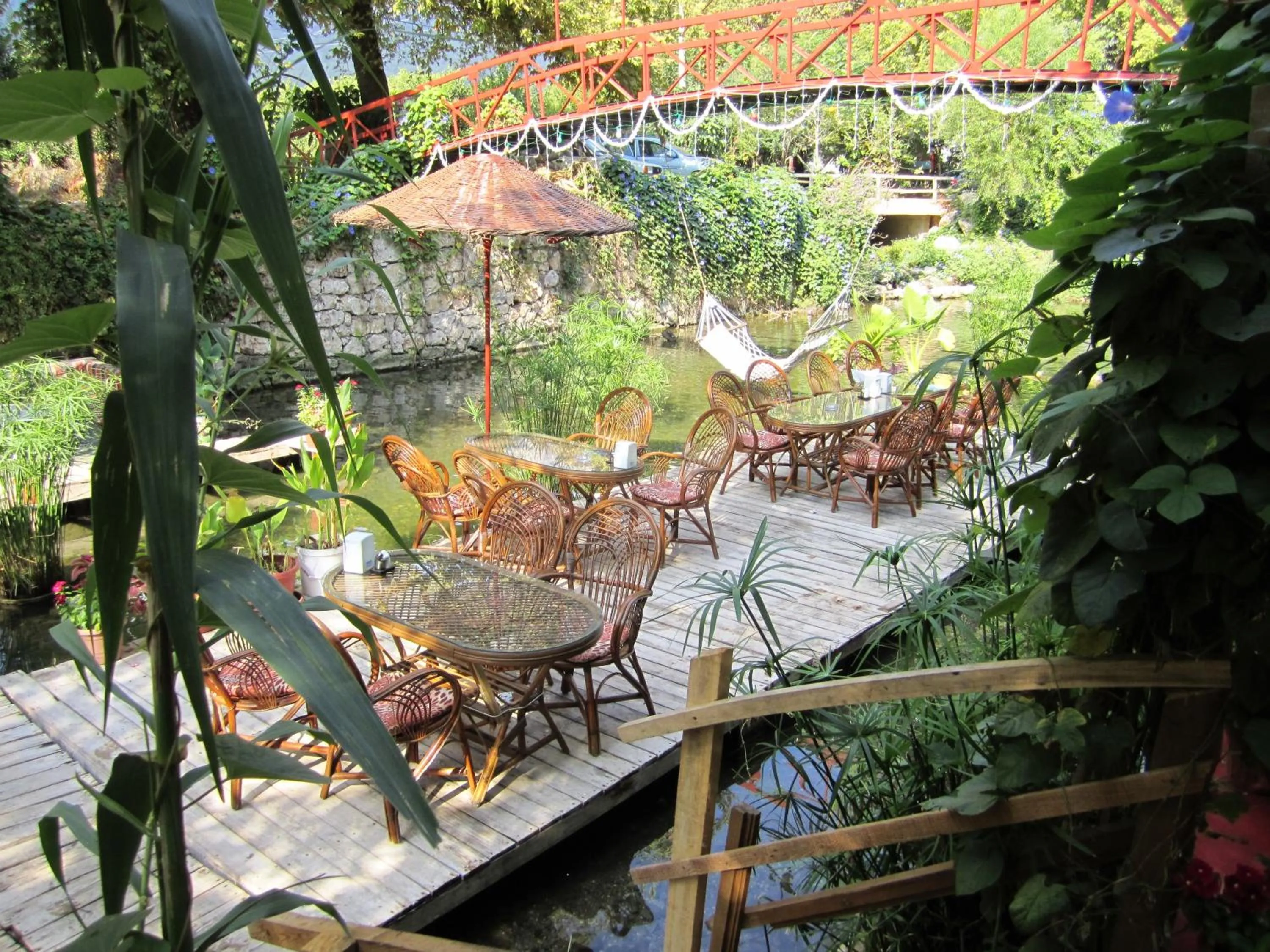 Restaurant/places to eat in Arikanda River Garden Hotel