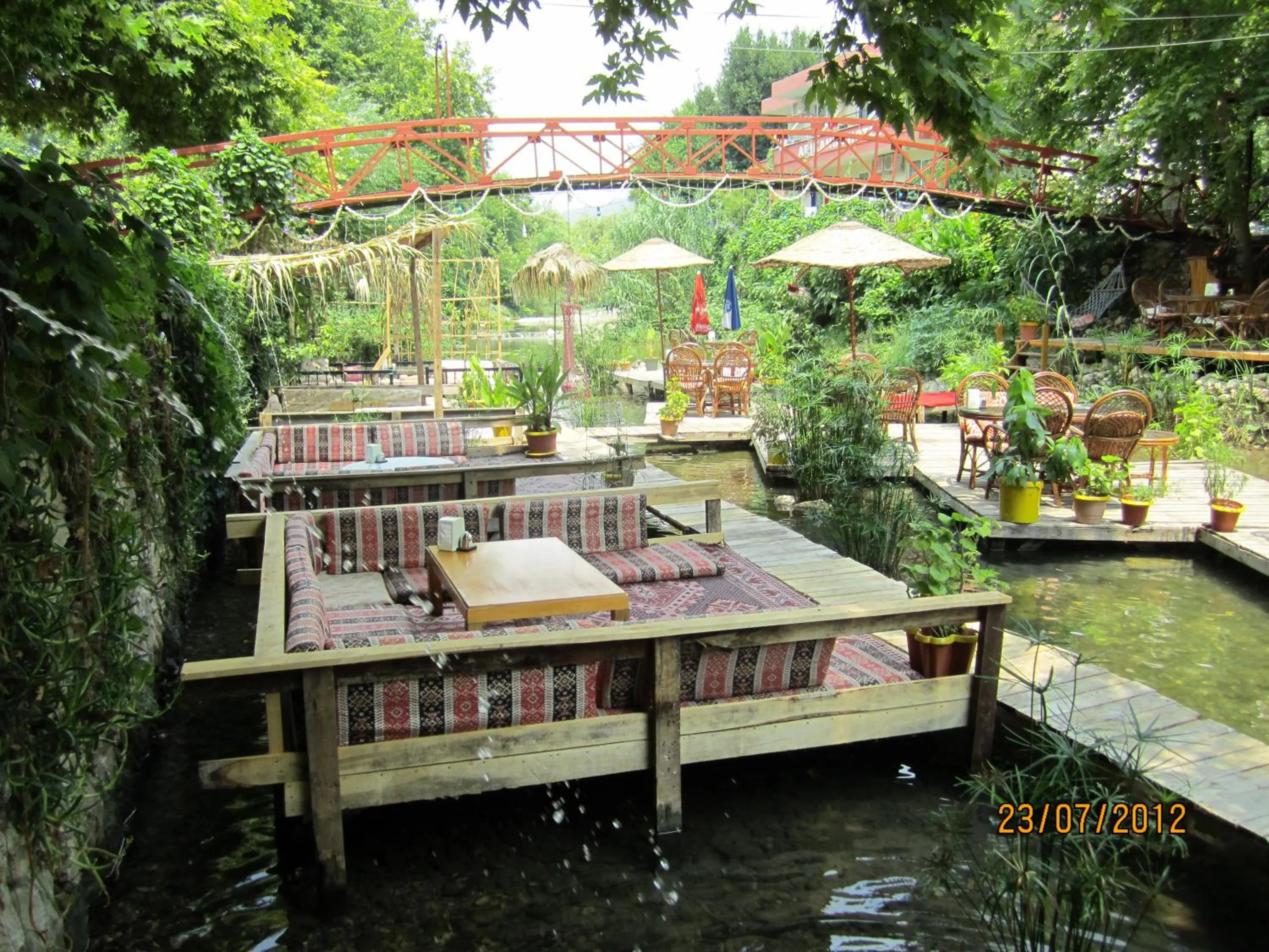 Restaurant/places to eat in Arikanda River Garden Hotel