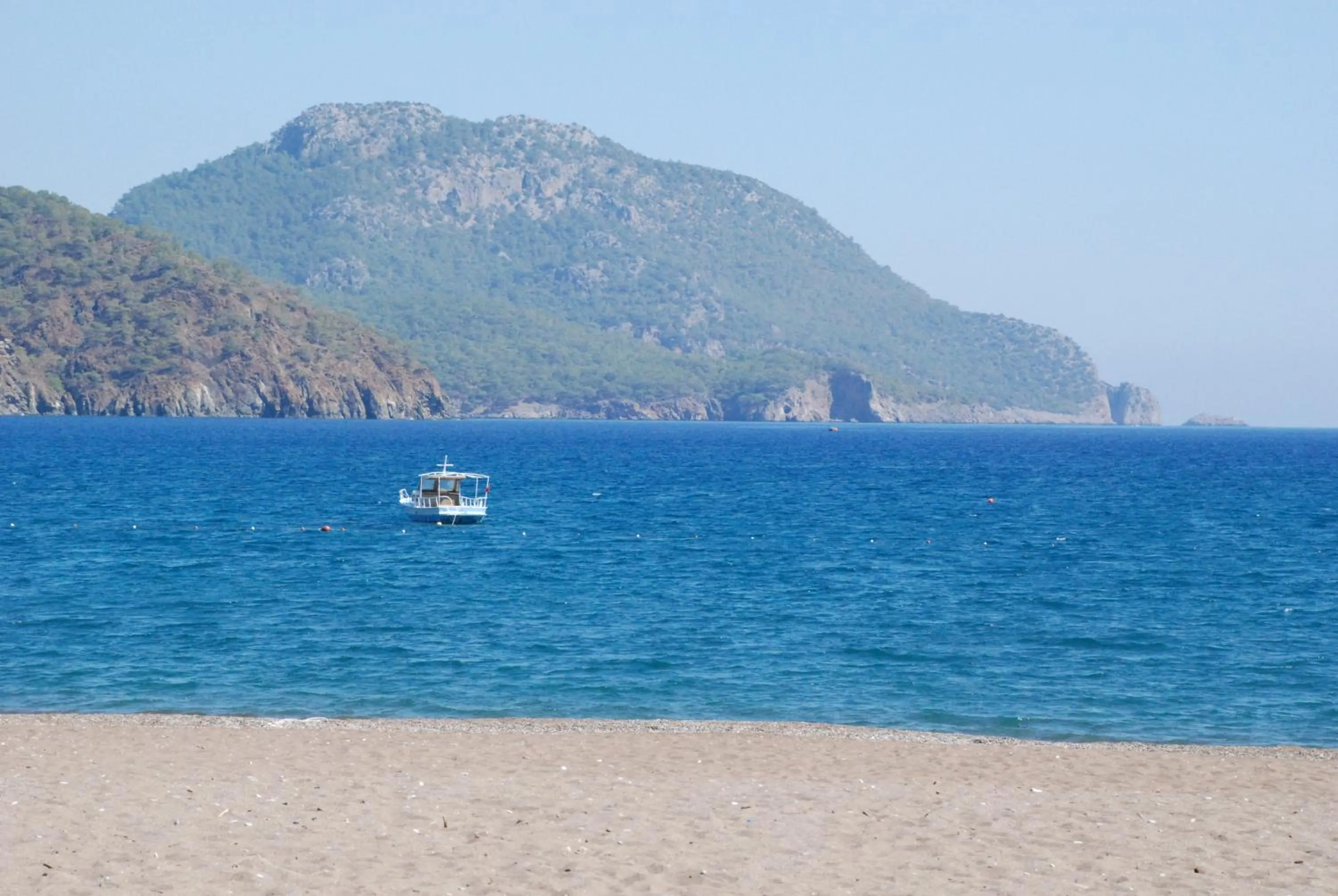 Beach in Arikanda River Garden Hotel