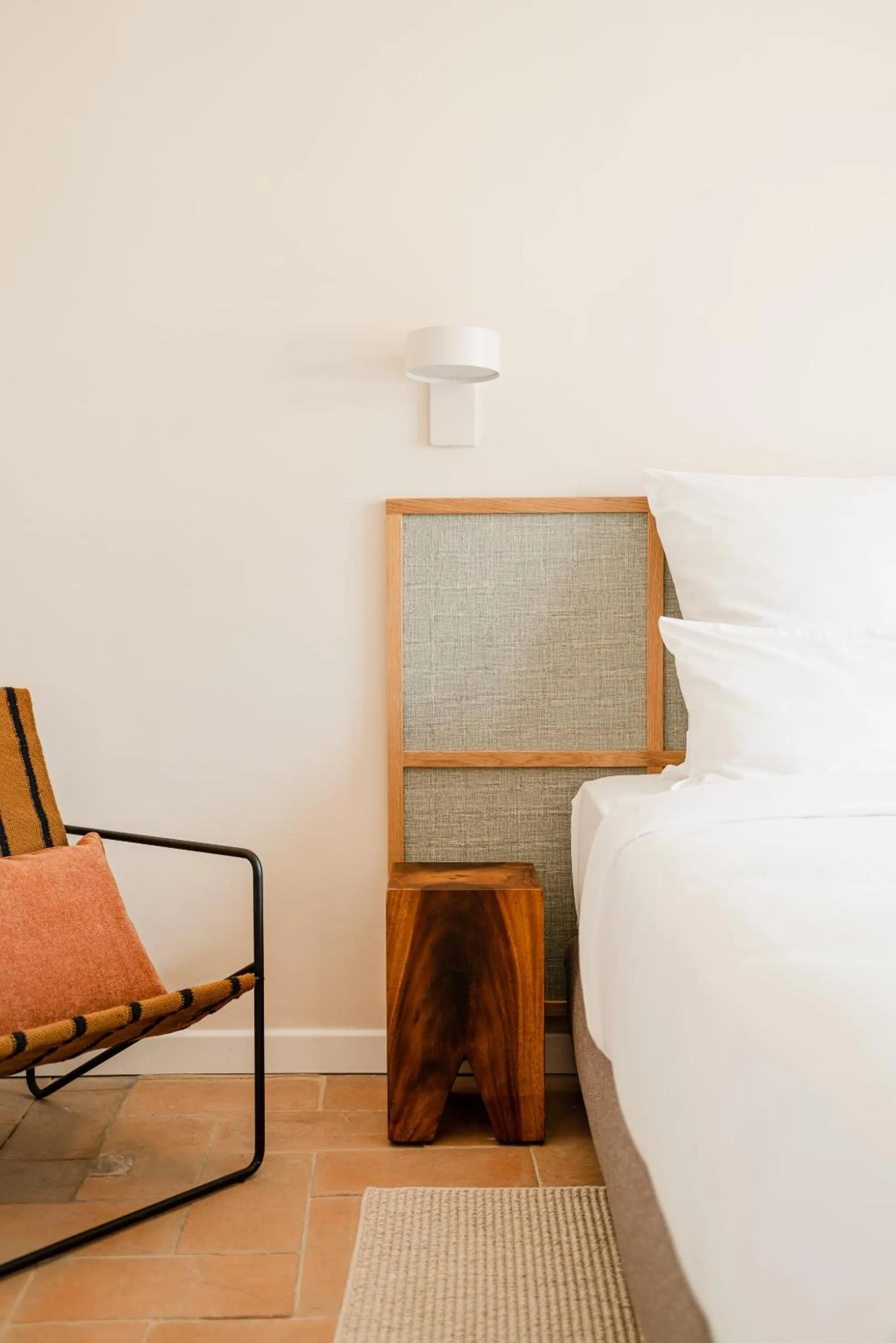 Bedroom, Bed in Aethos Saragano