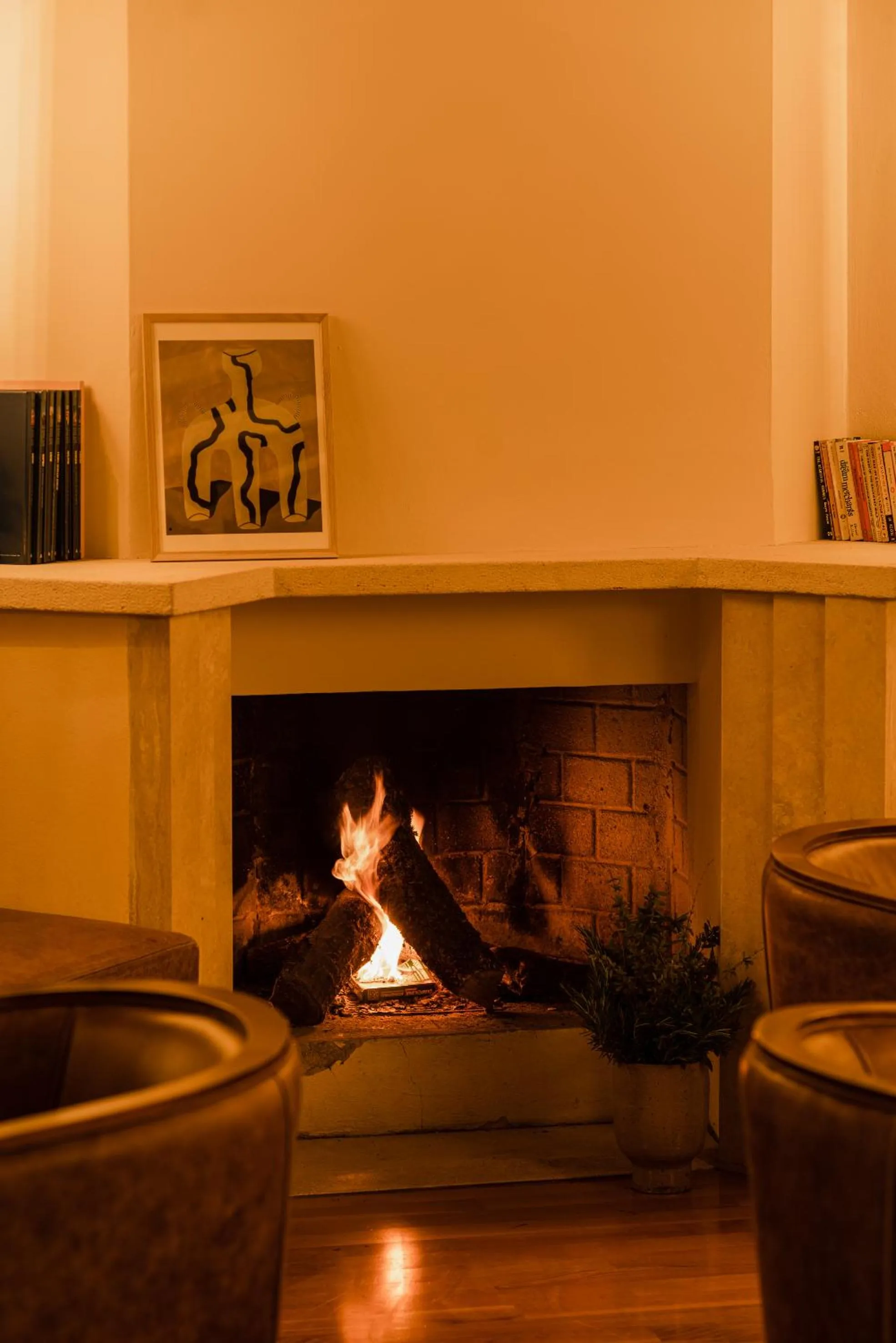 Lounge or bar in Aethos Saragano