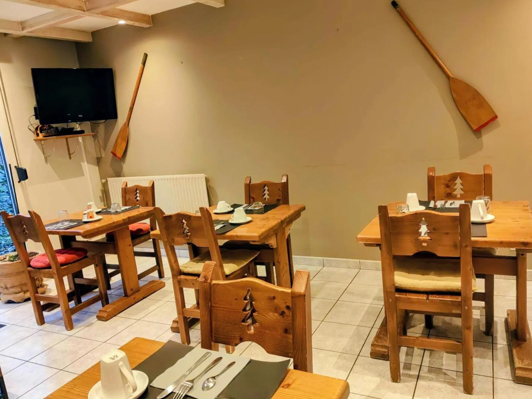 Communal lounge/ TV room in Residence Des Sources