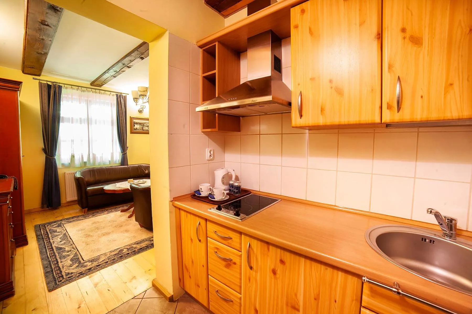 Kitchen or kitchenette in Hotel Dworek Wapionka