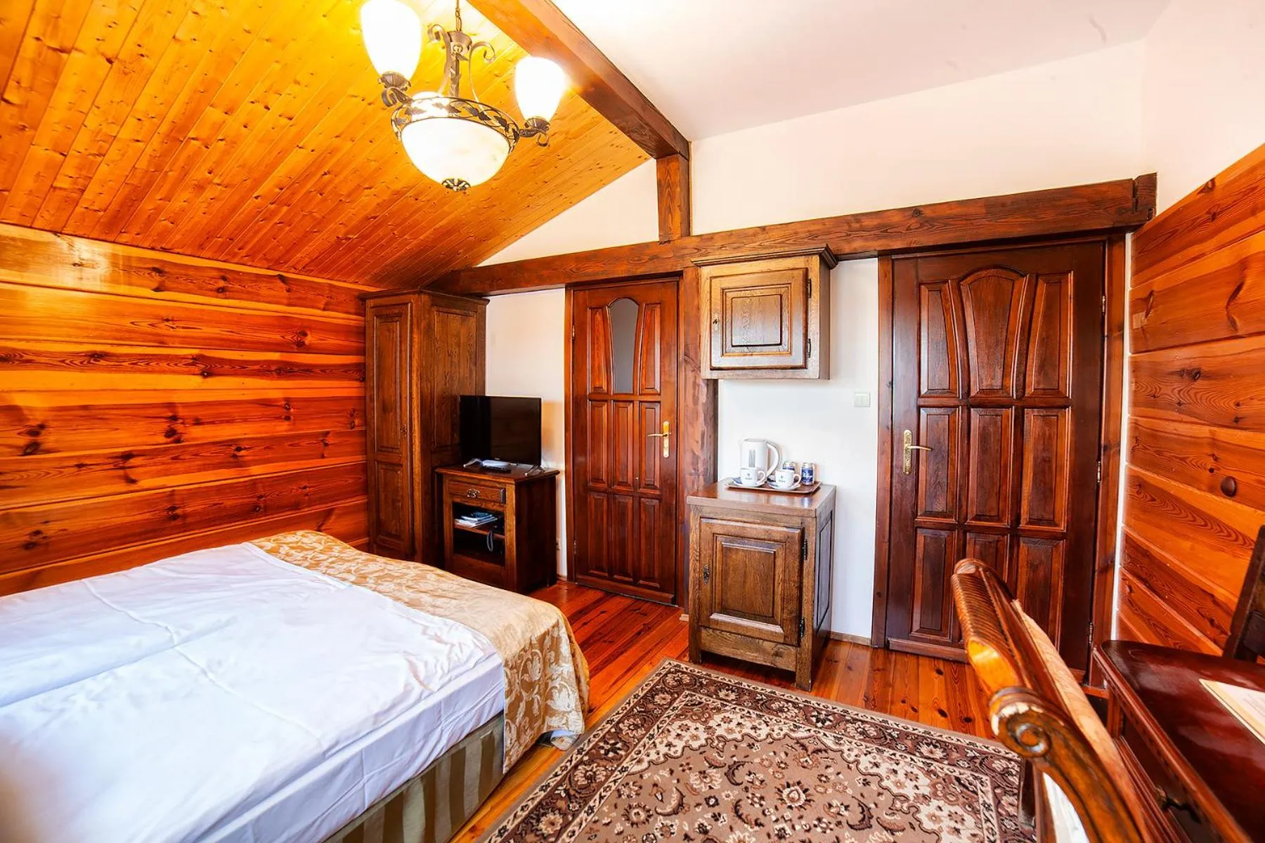 Photo of the whole room, Bed in Hotel Dworek Wapionka