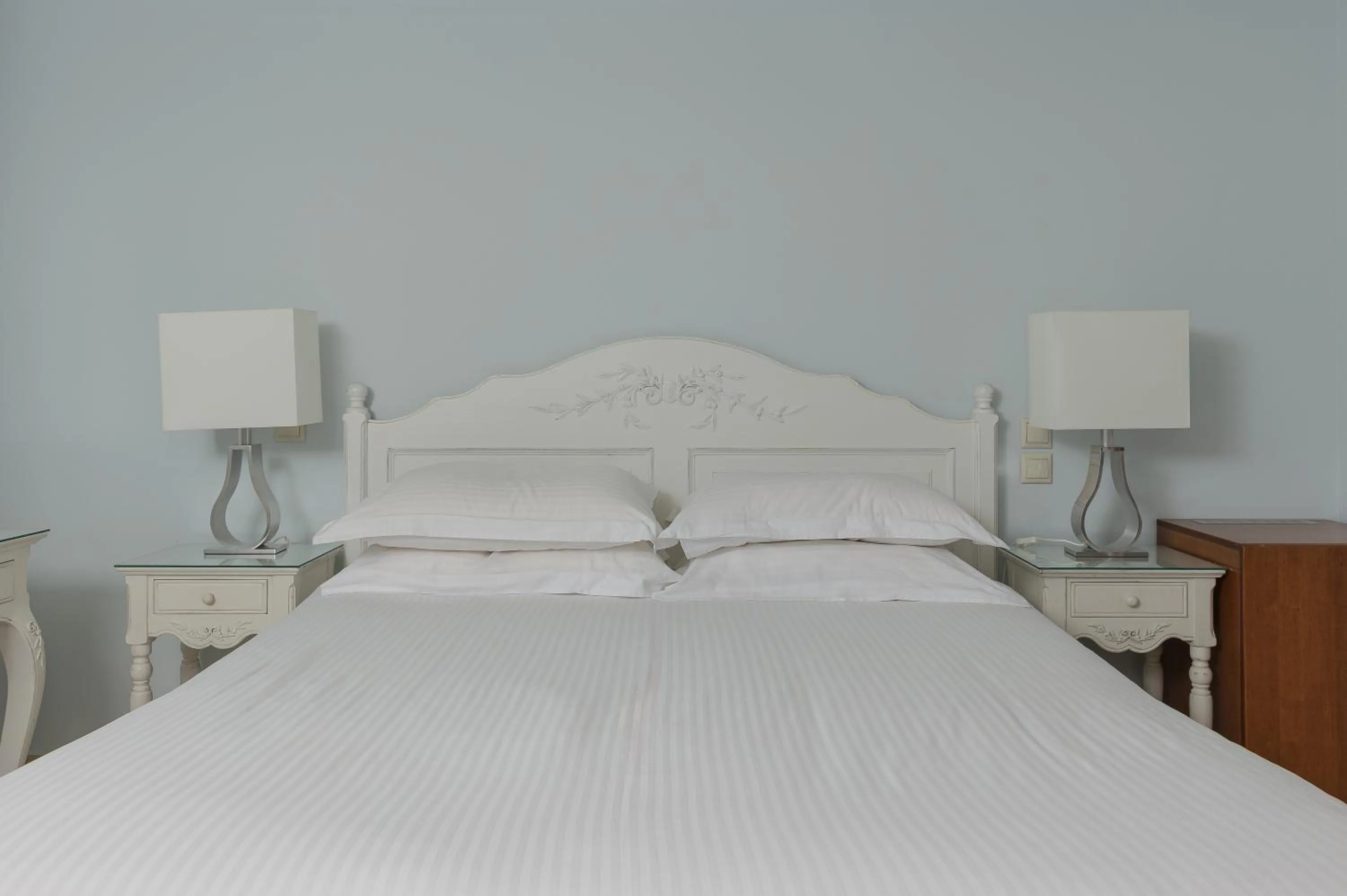 Bed in Anemolia Resort and Spa