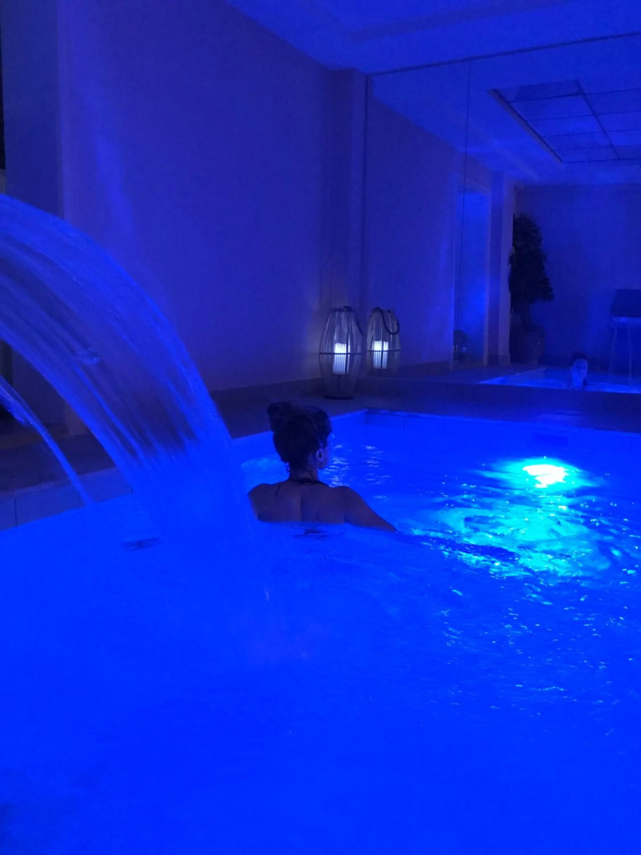 Hot Tub in Anemolia Resort and Spa