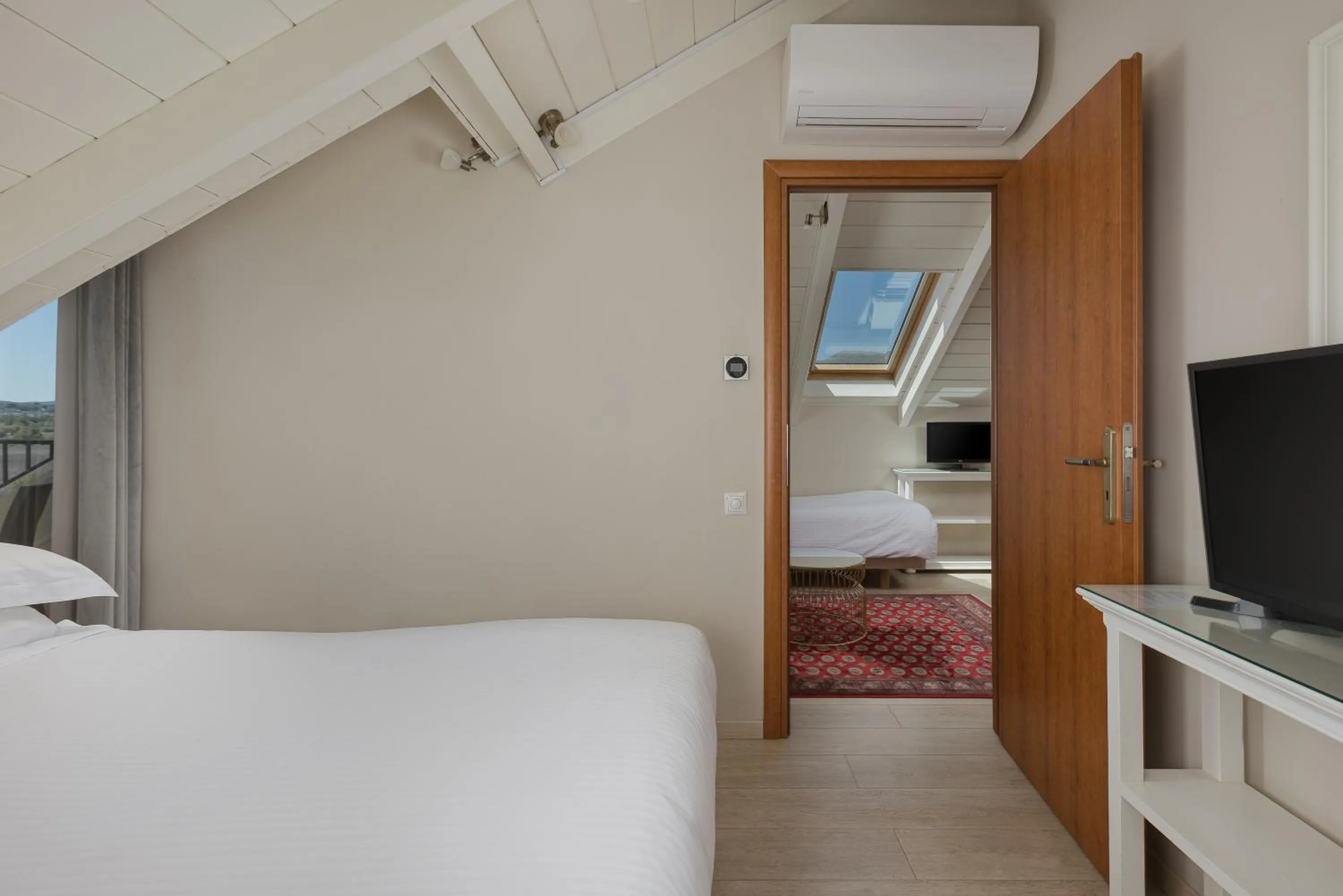 Bed in Anemolia Resort and Spa