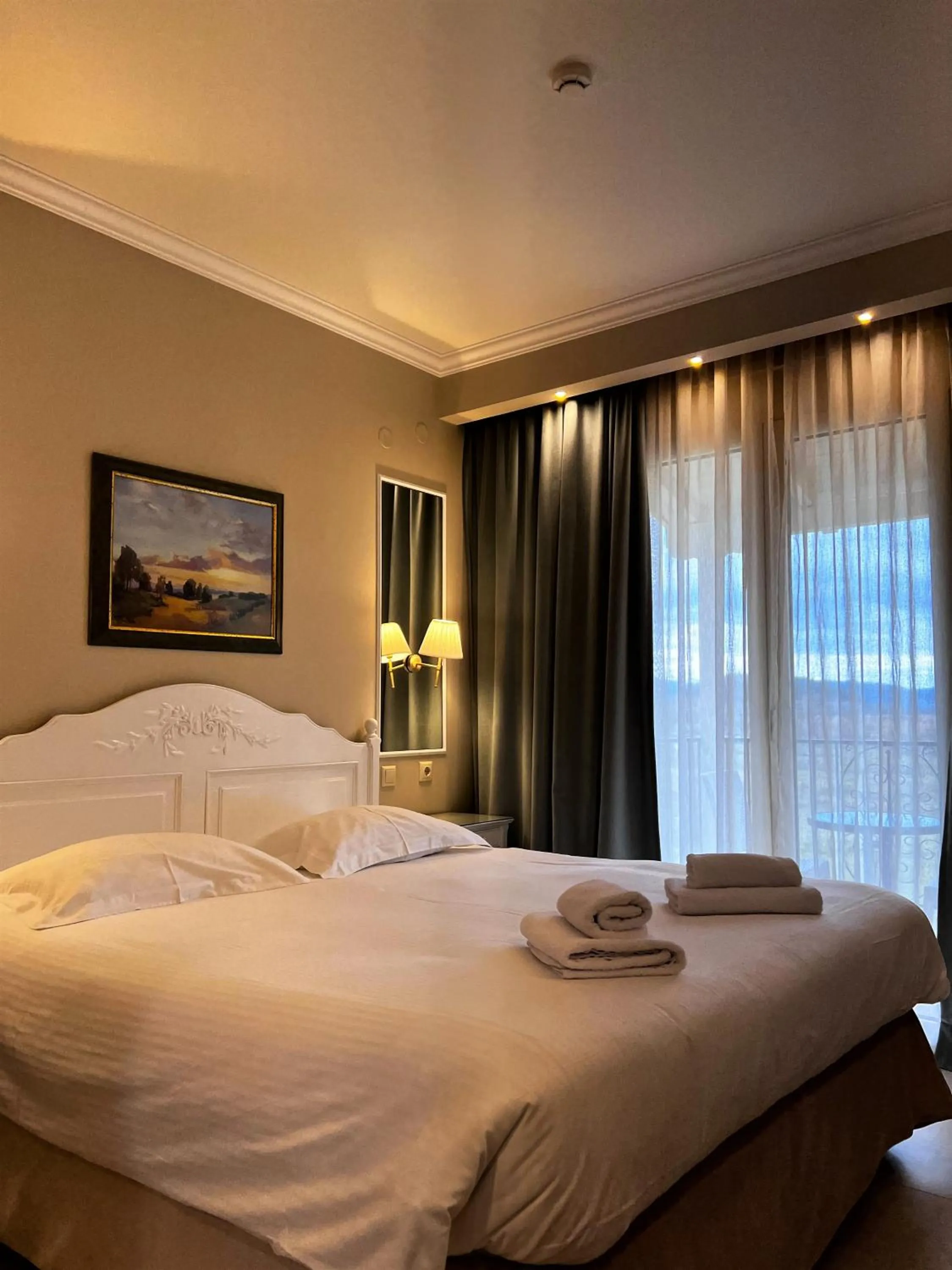 Bed in Anemolia Resort and Spa