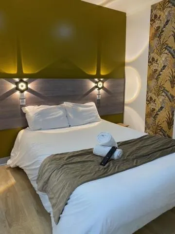 Bed in FASTHOTEL A Dijon