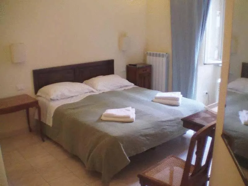 Photo of the whole room, Bed in B&B La Casa Di Rosy