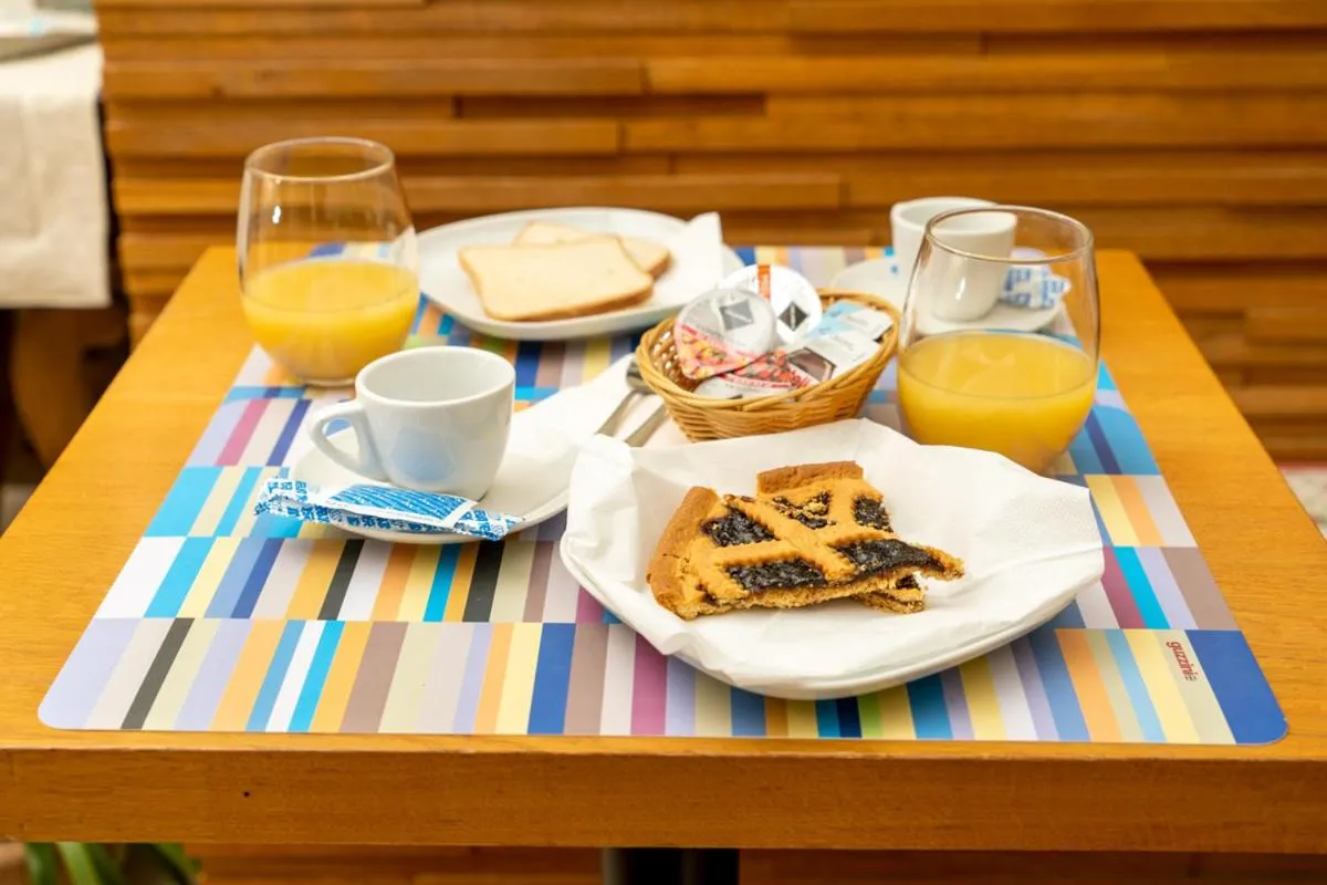 Breakfast in B&B La Casa Di Rosy