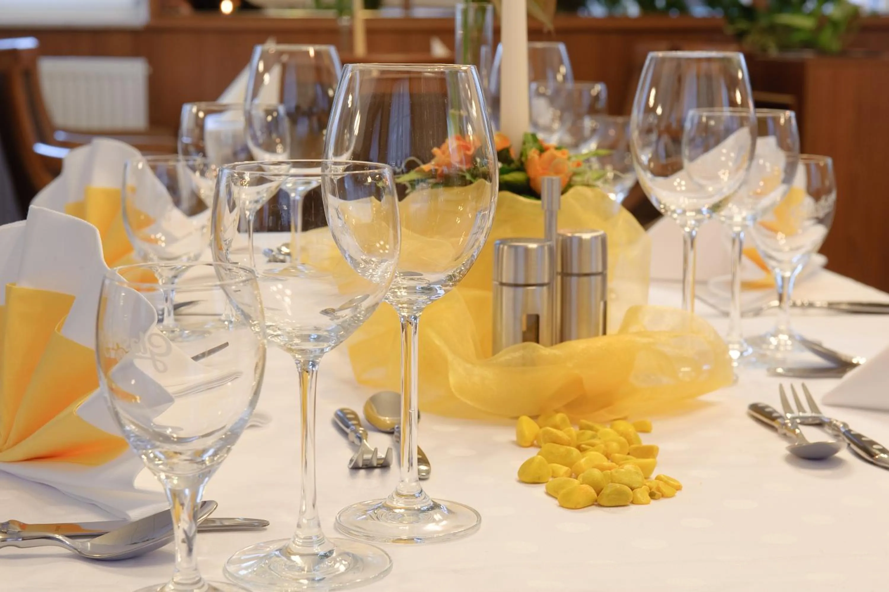 Restaurant/places to eat in Stadthotel Stern