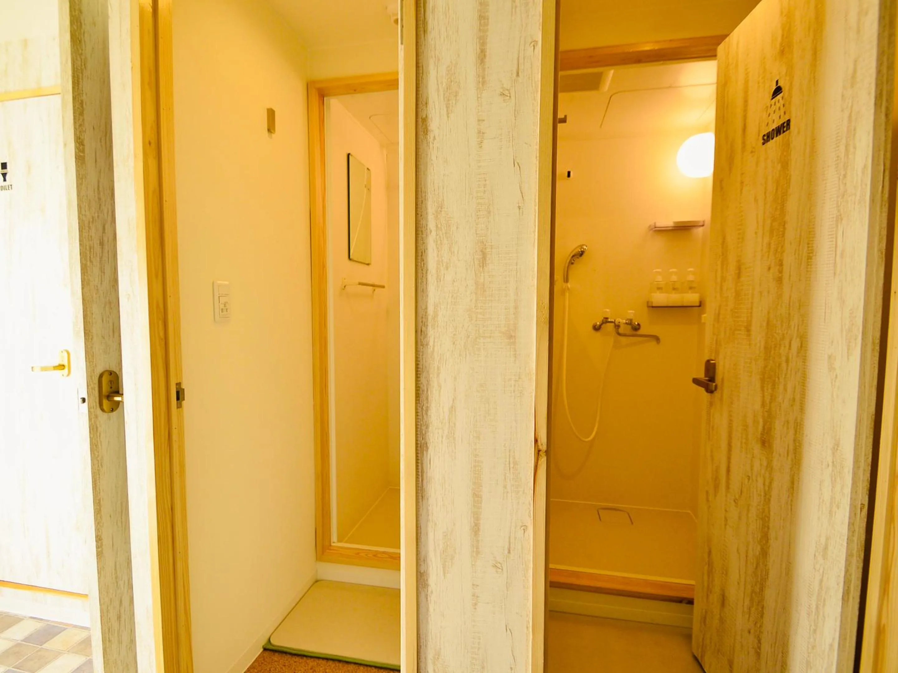 Shower in R Guest House