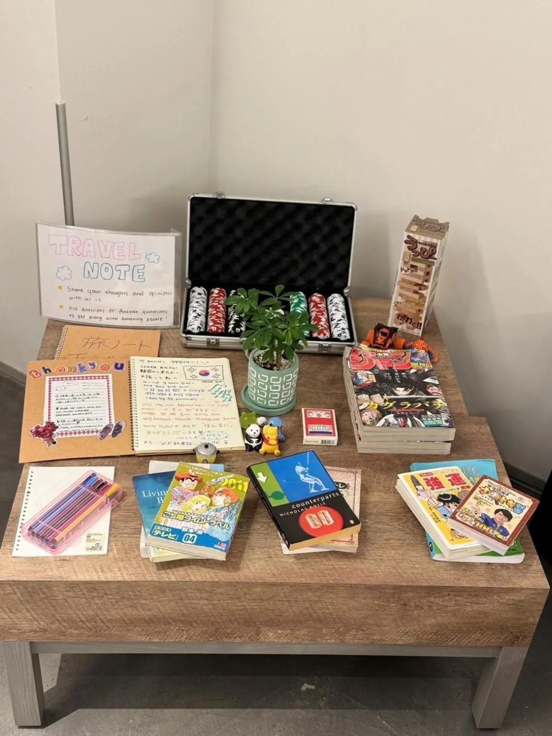 Communal lounge/ TV room in White Hostel Shinsaibashi