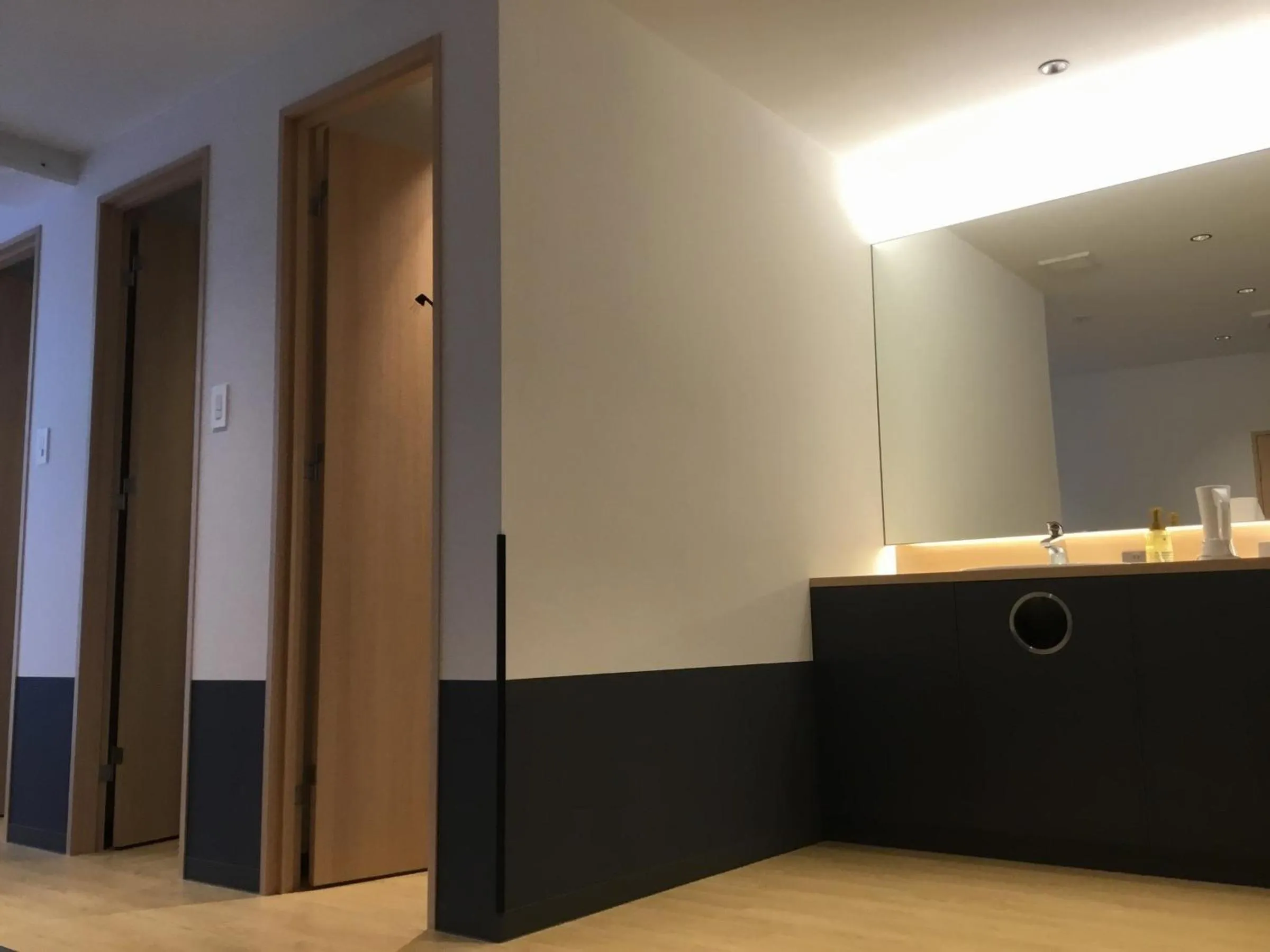 Toilet in White Hostel Shinsaibashi