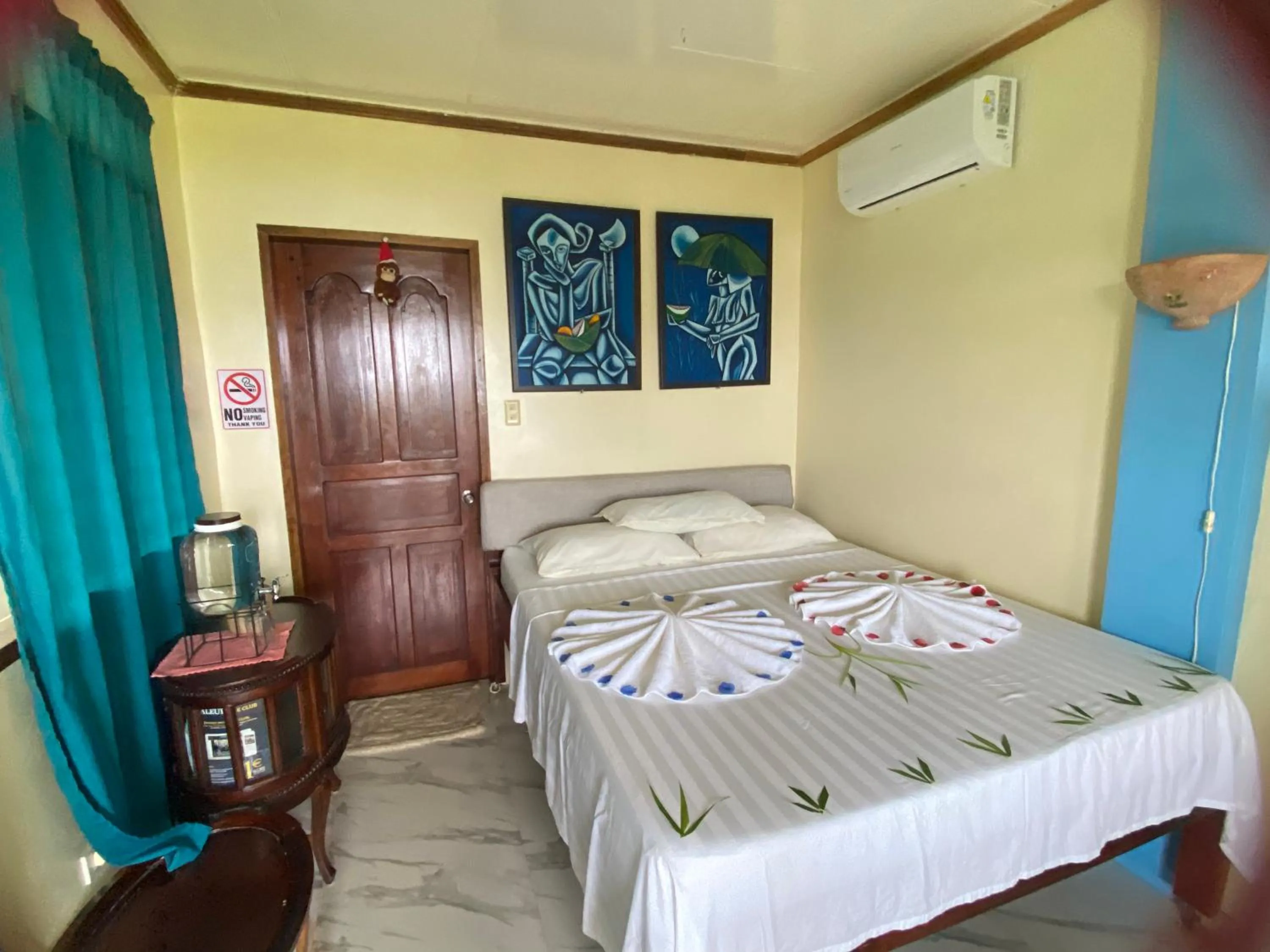 Bed in Santa Claus Hilltop