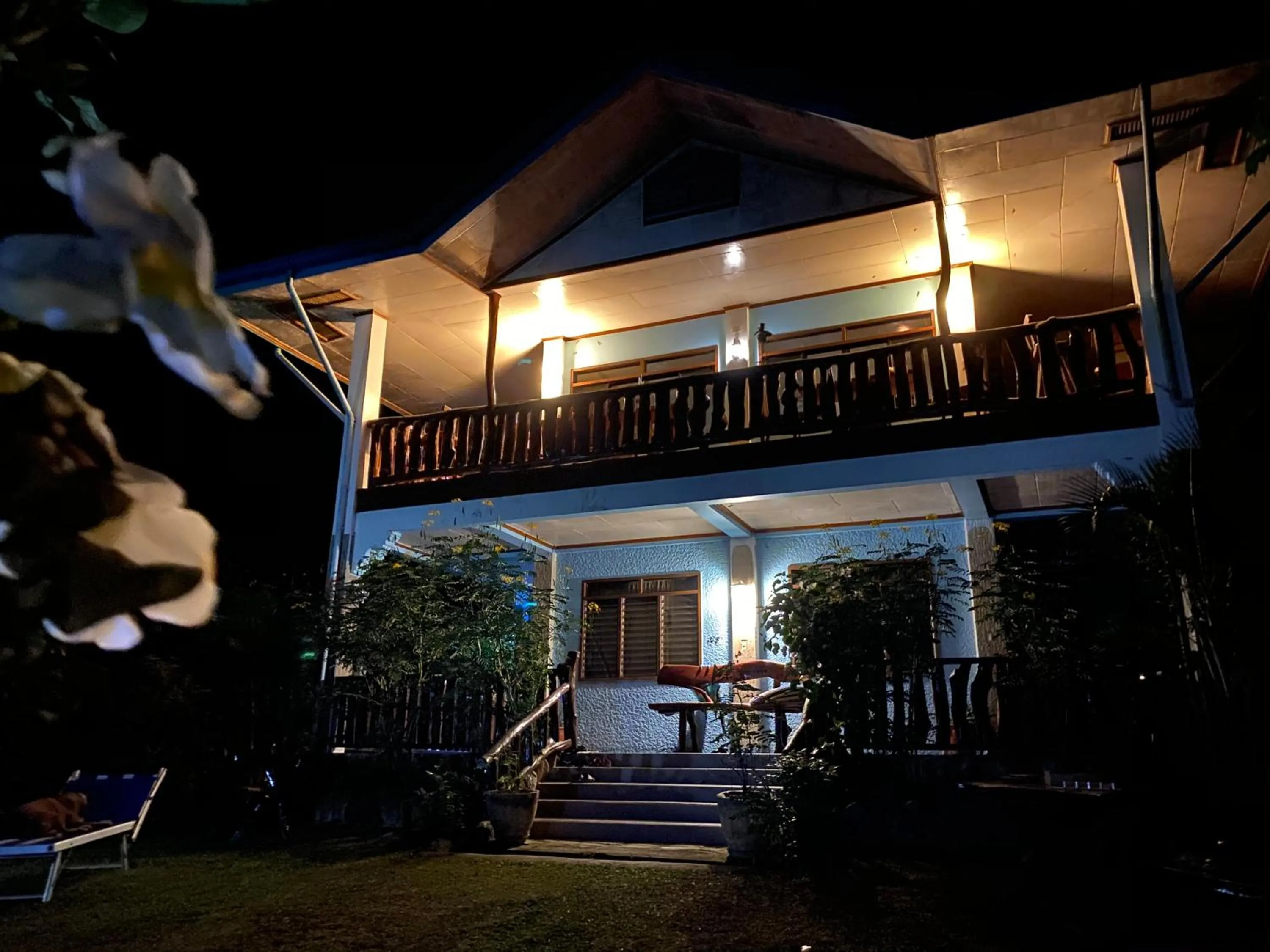 Property building in Santa Claus Hilltop