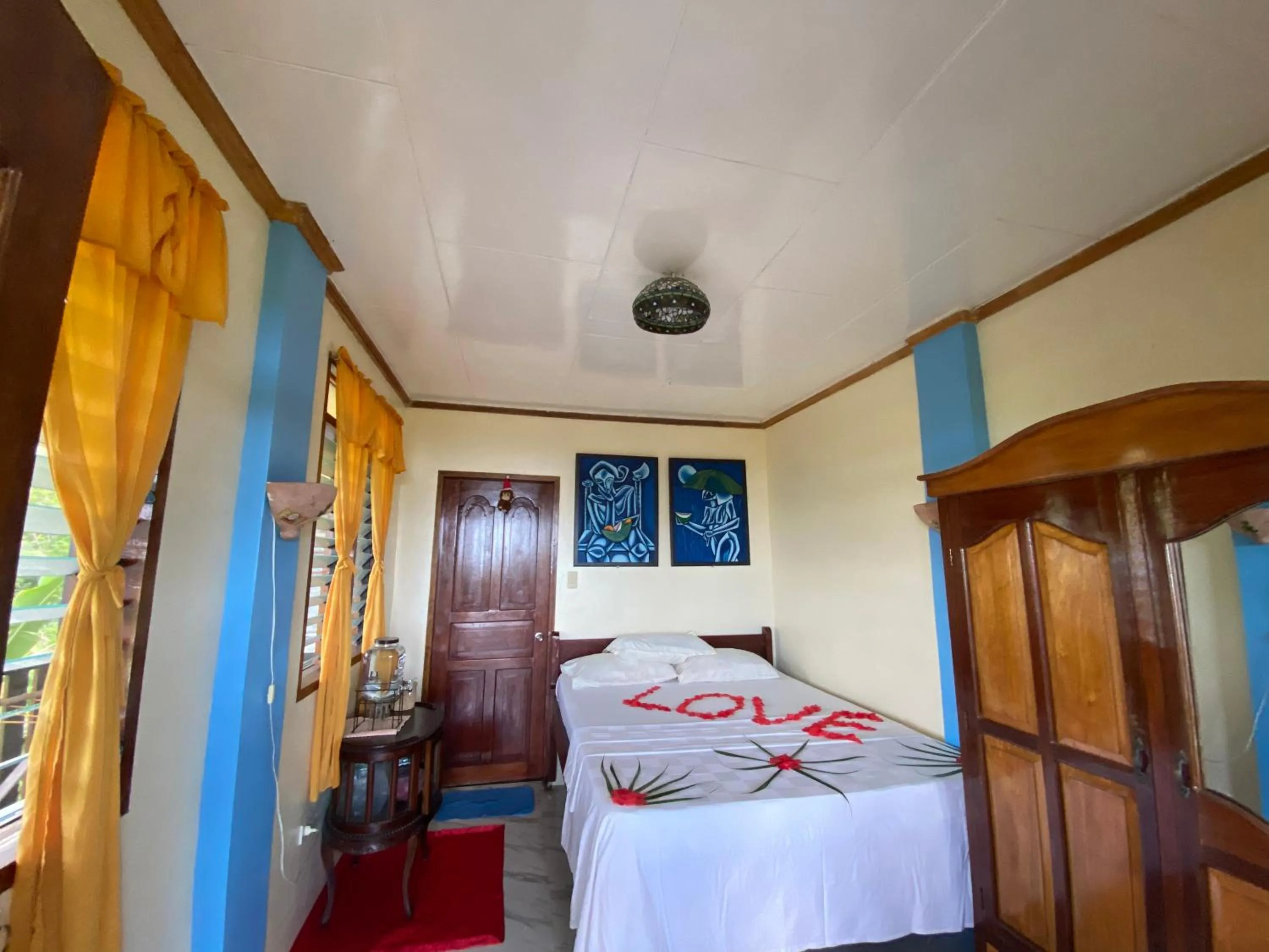 Bed in Santa Claus Hilltop