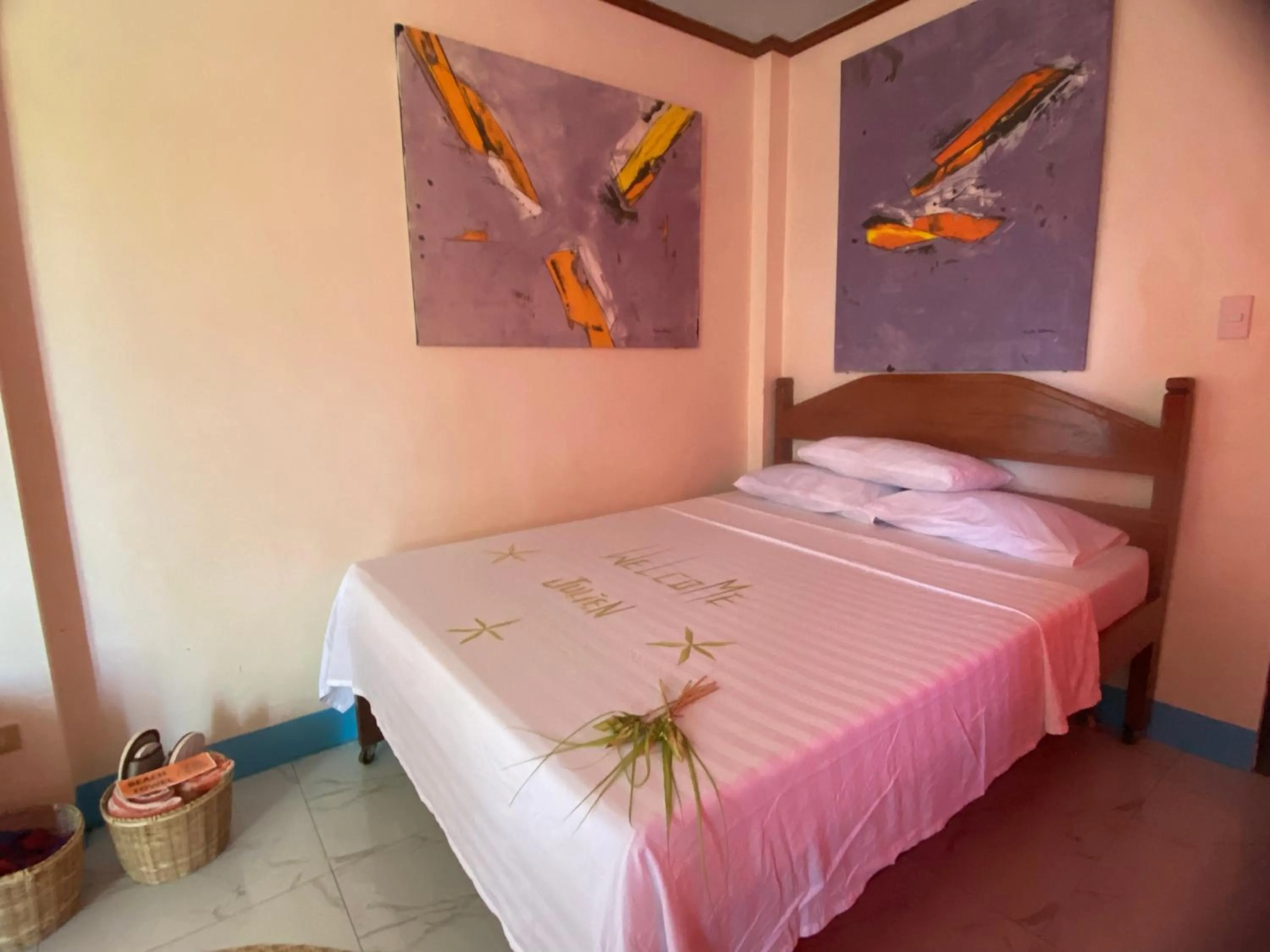 Bed in Santa Claus Hilltop